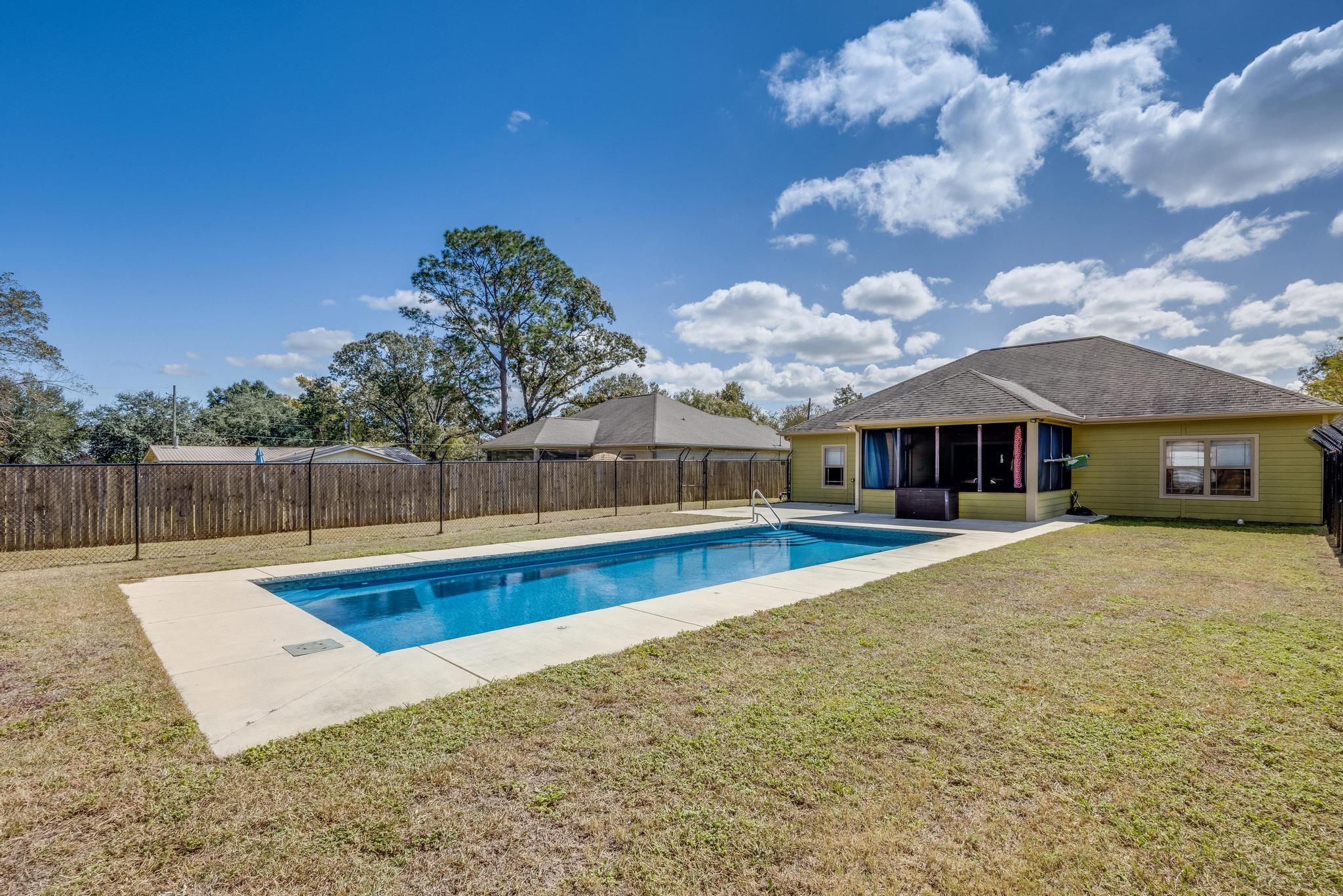 OAKDALE MINI FARMS - Residential