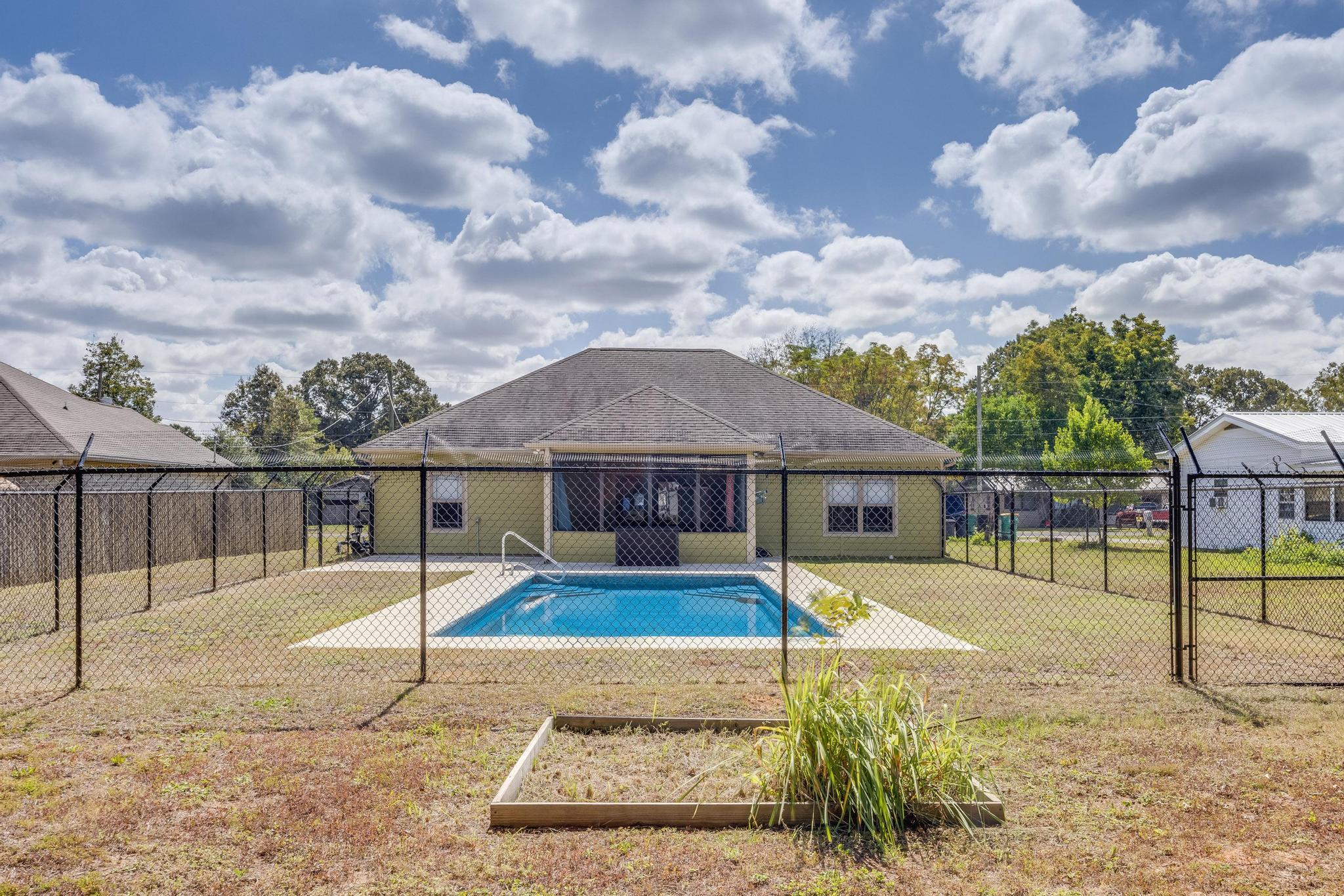 OAKDALE MINI FARMS - Residential