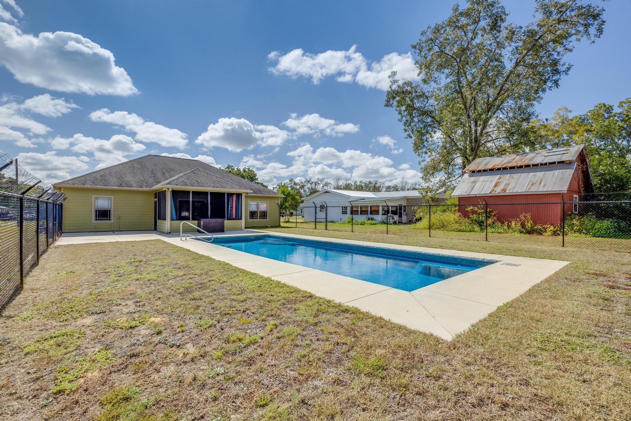 OAKDALE MINI FARMS - Residential