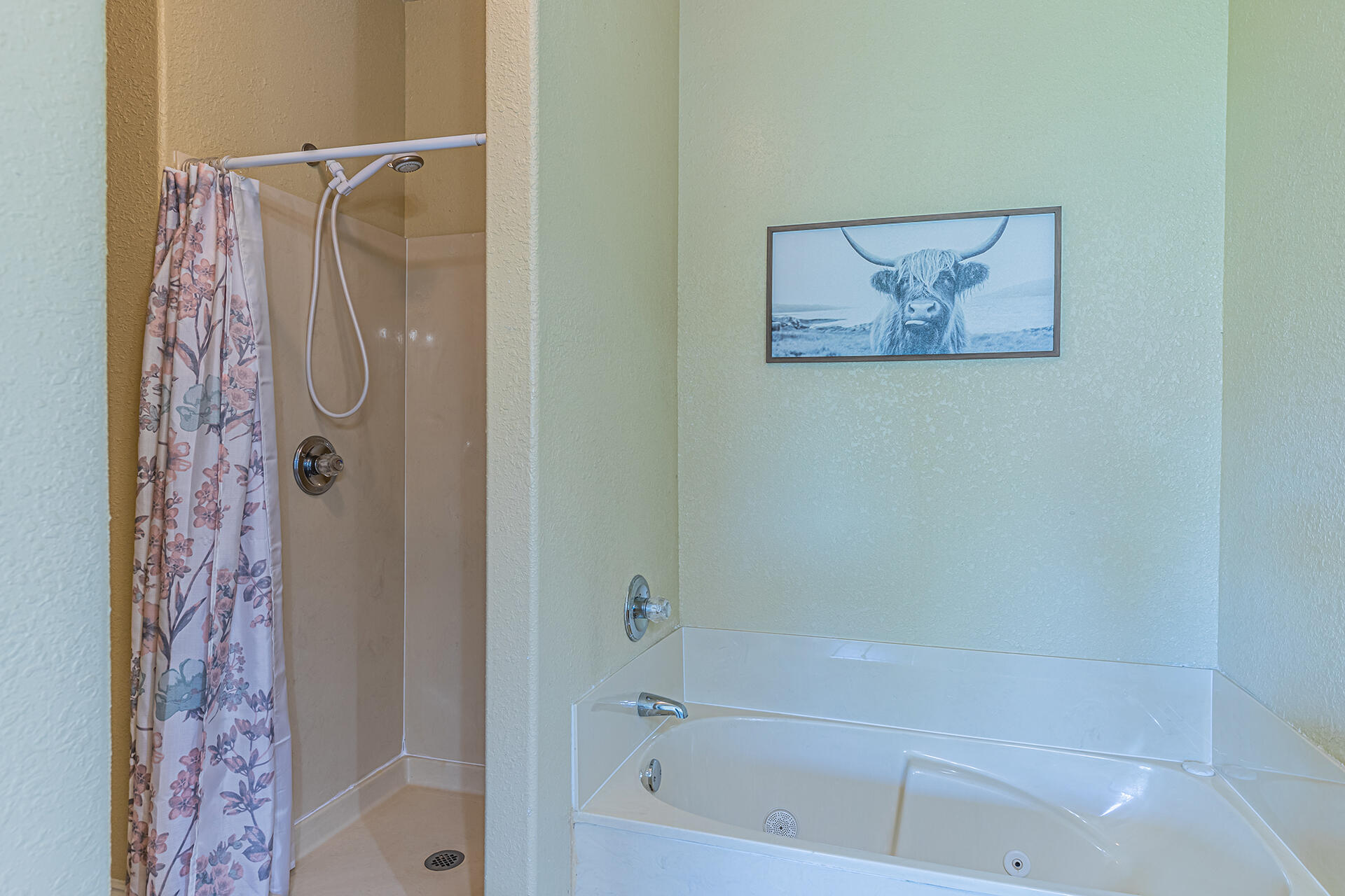 GARDEN OAKS - Residential