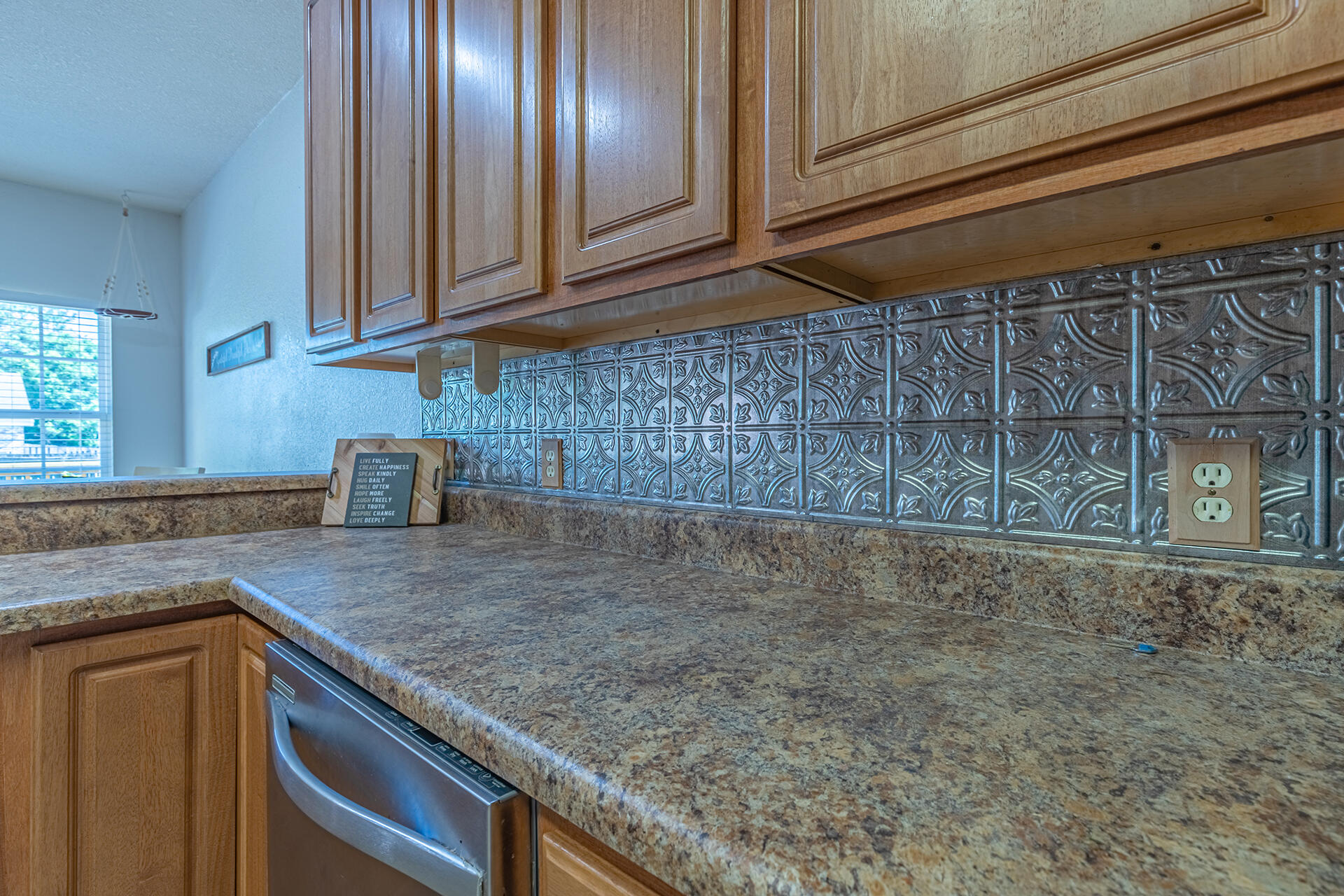 GARDEN OAKS - Residential