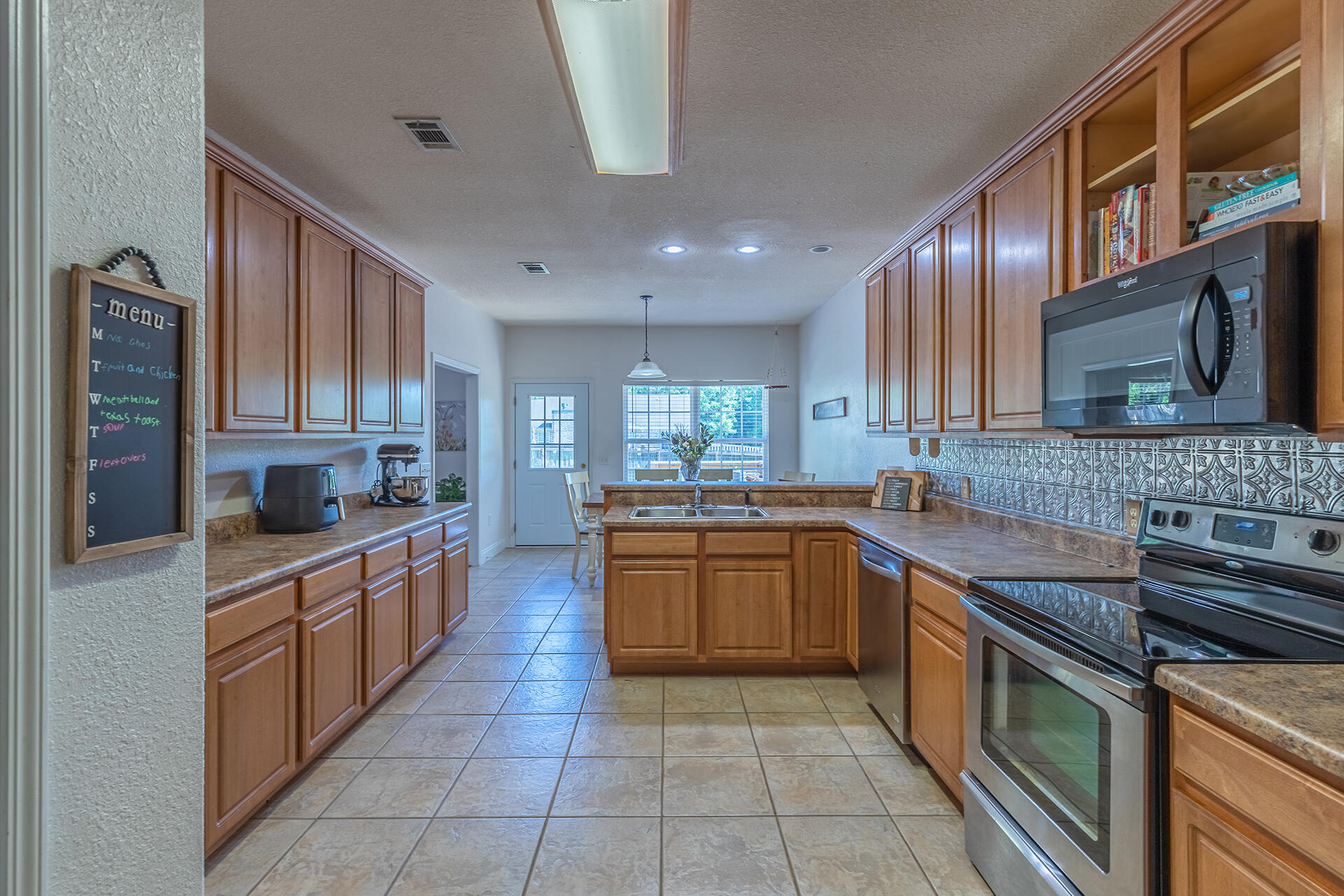 GARDEN OAKS - Residential