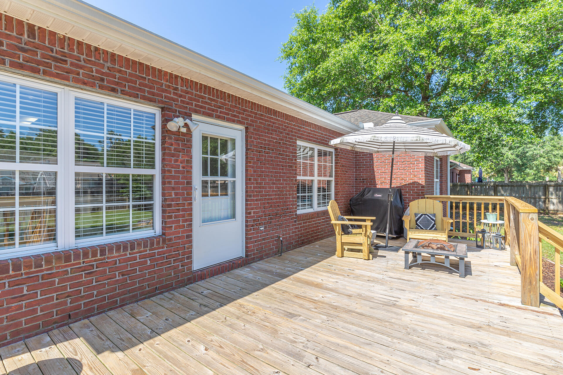 GARDEN OAKS - Residential