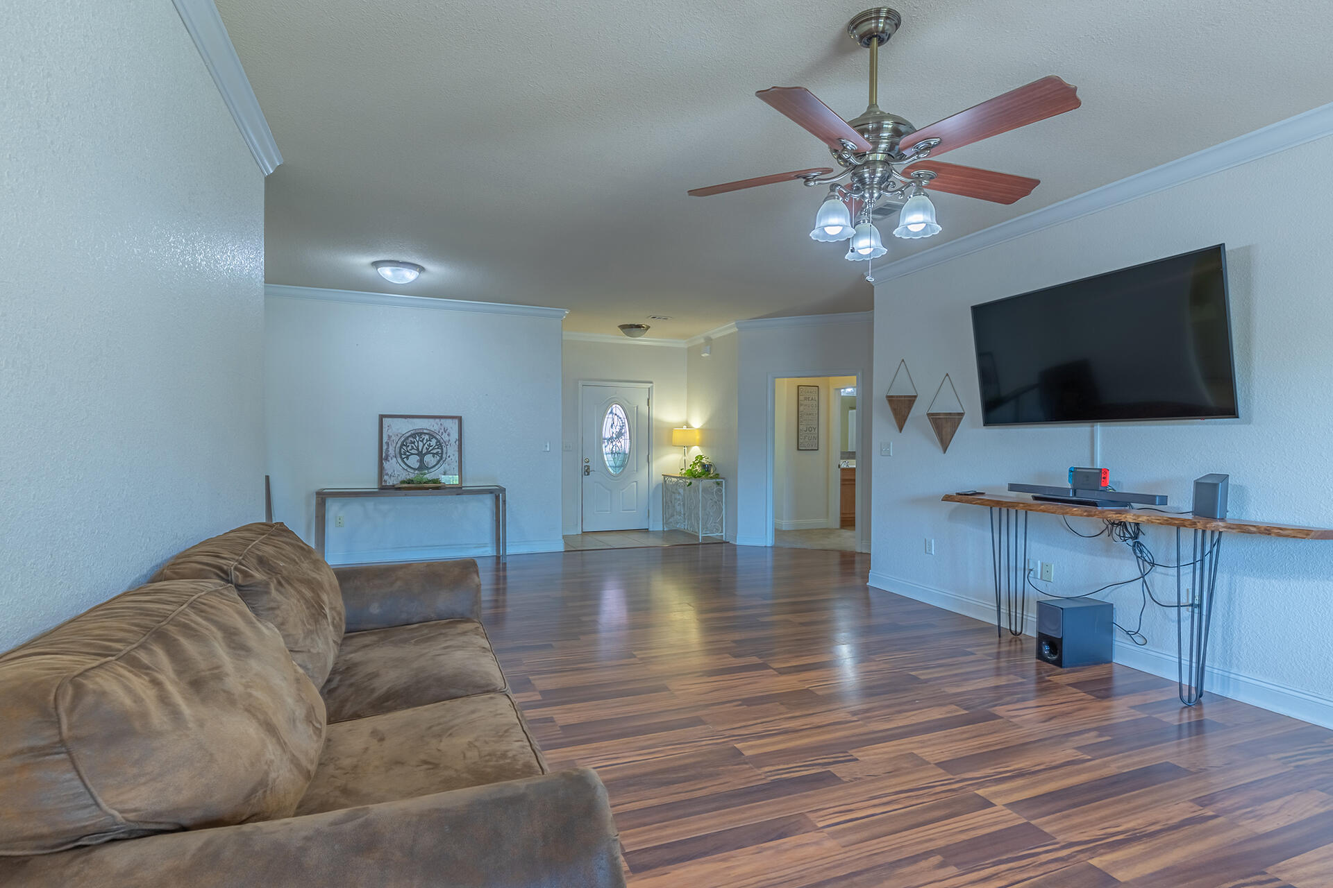 GARDEN OAKS - Residential