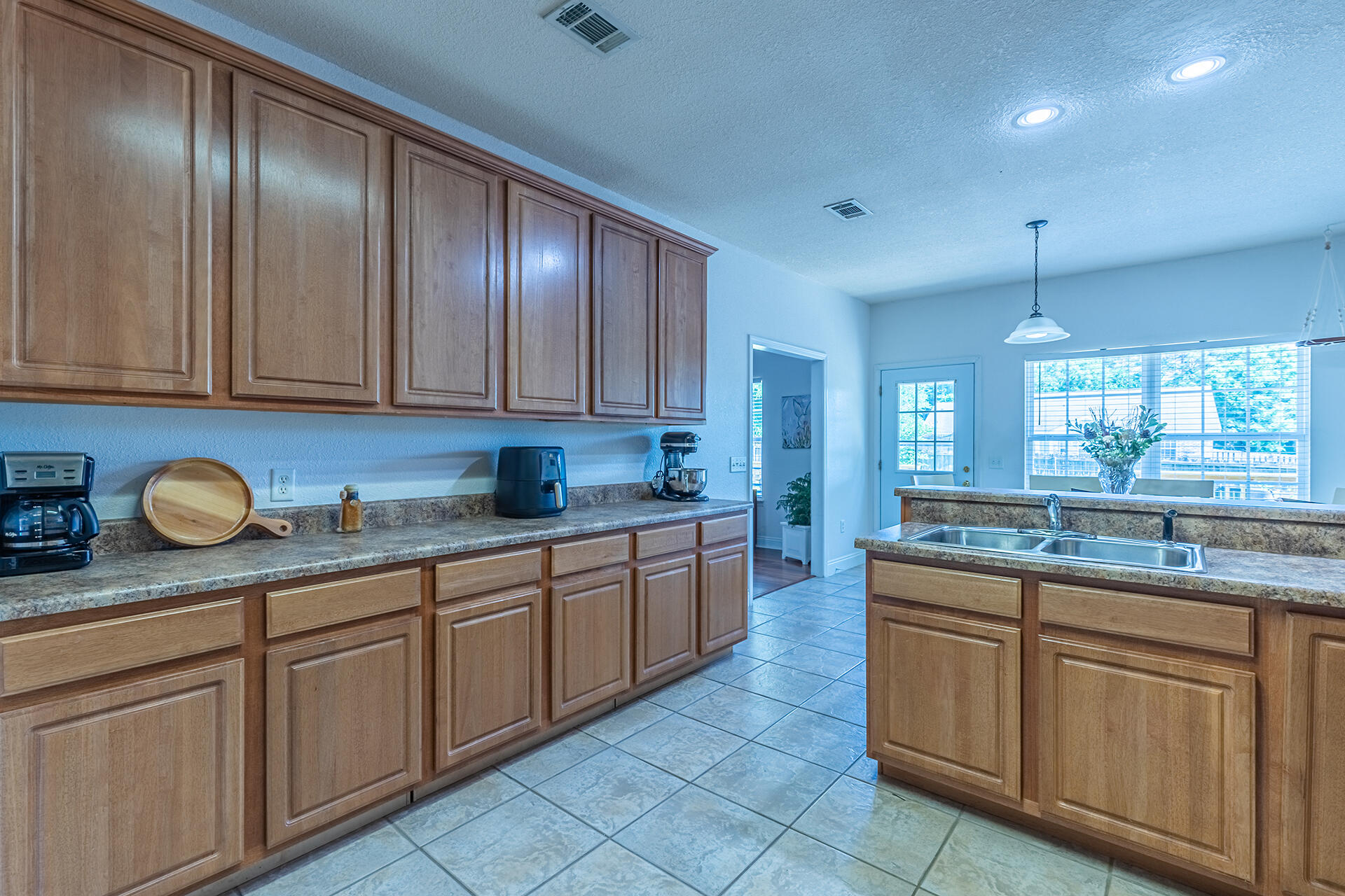 GARDEN OAKS - Residential