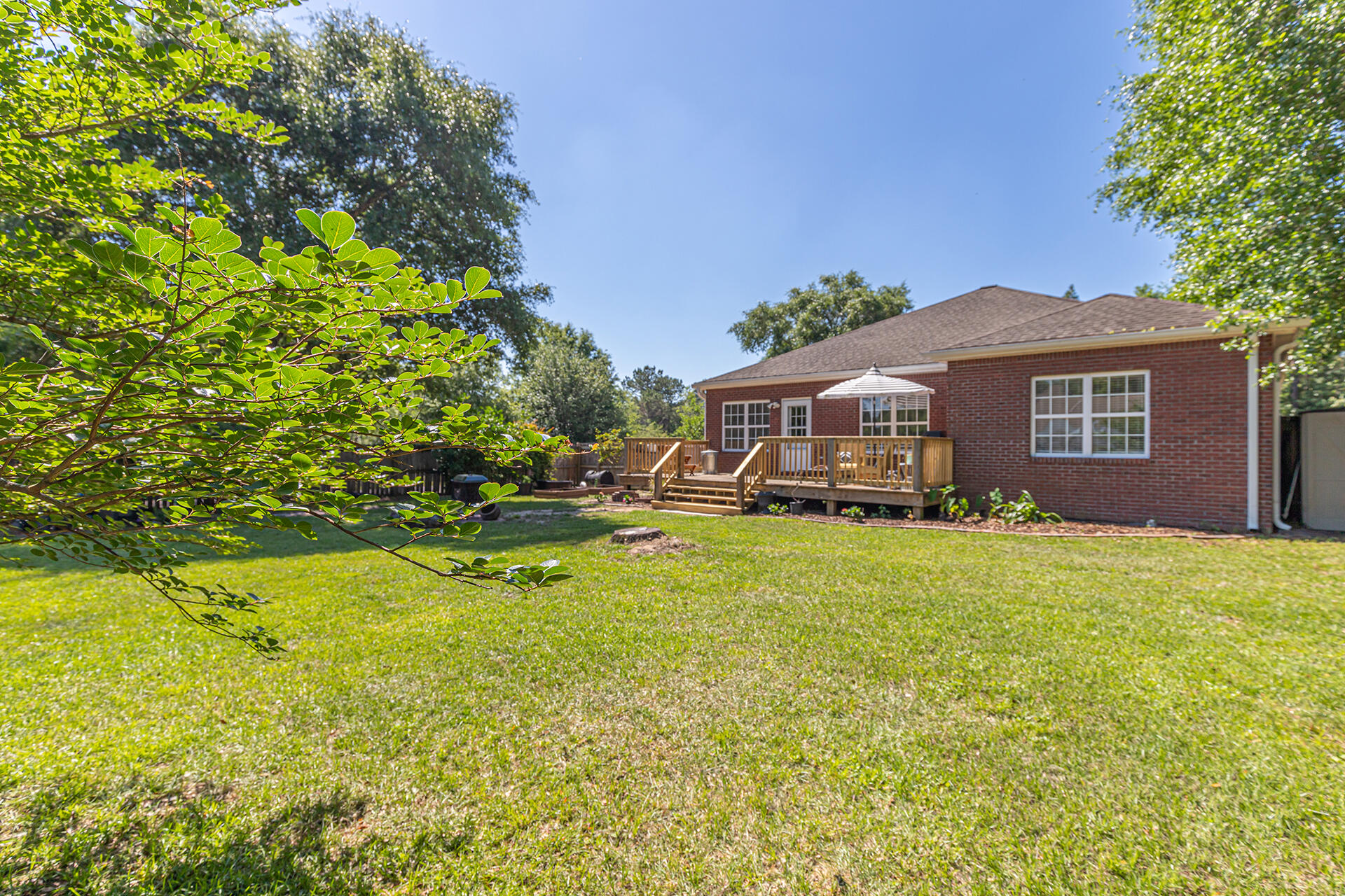 GARDEN OAKS - Residential