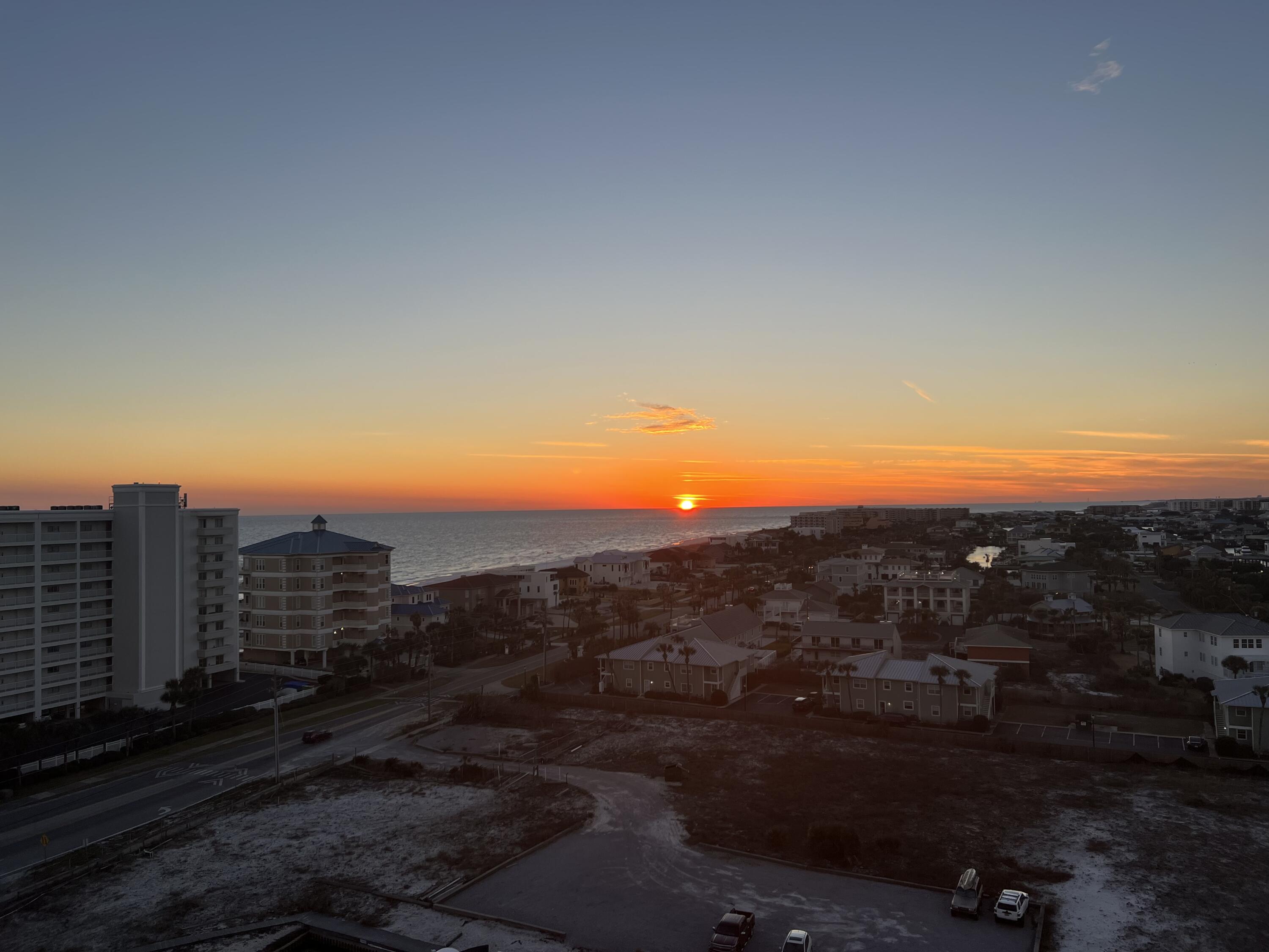 HARBOR LANDING - Residential