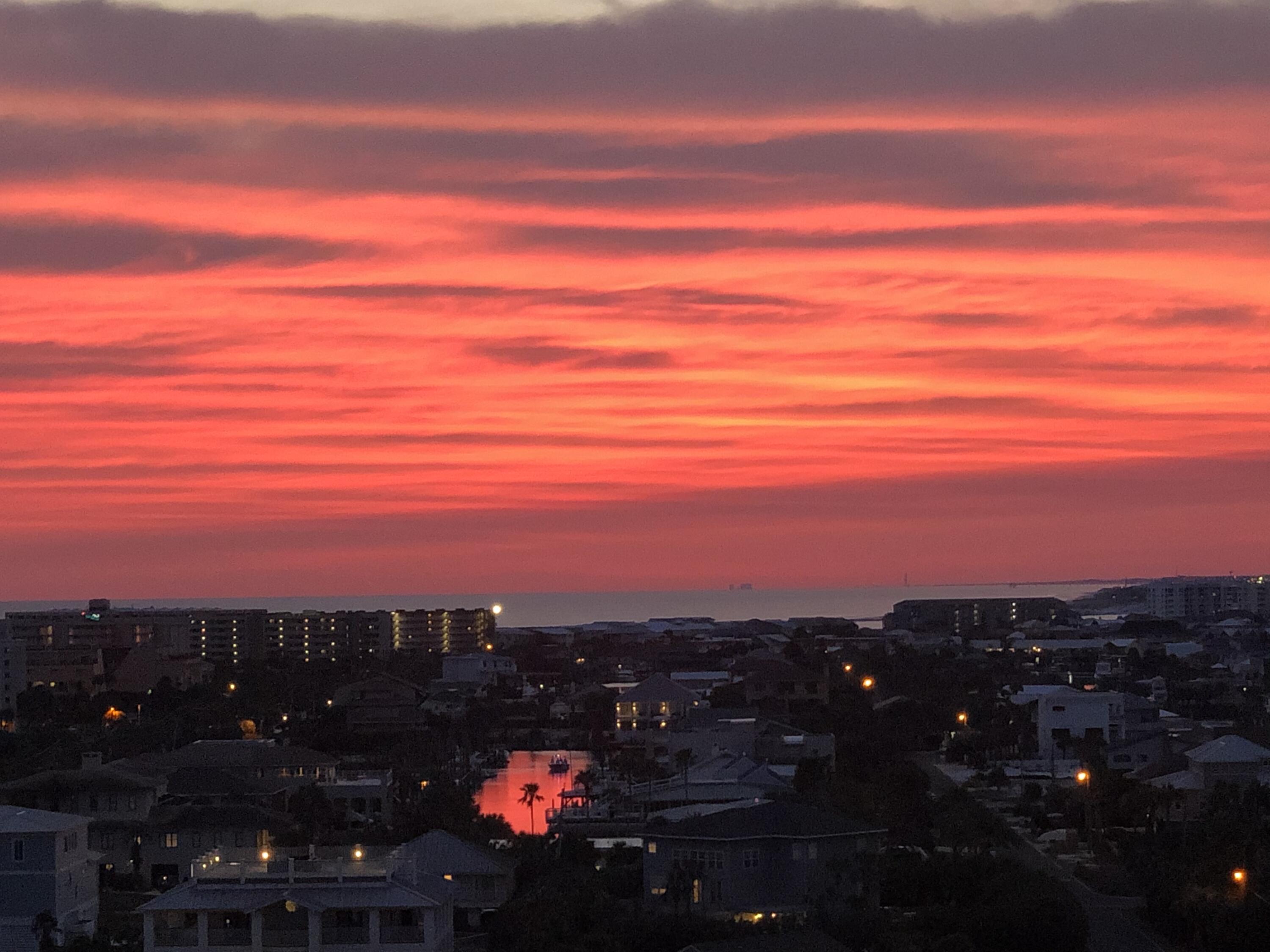 HARBOR LANDING - Residential