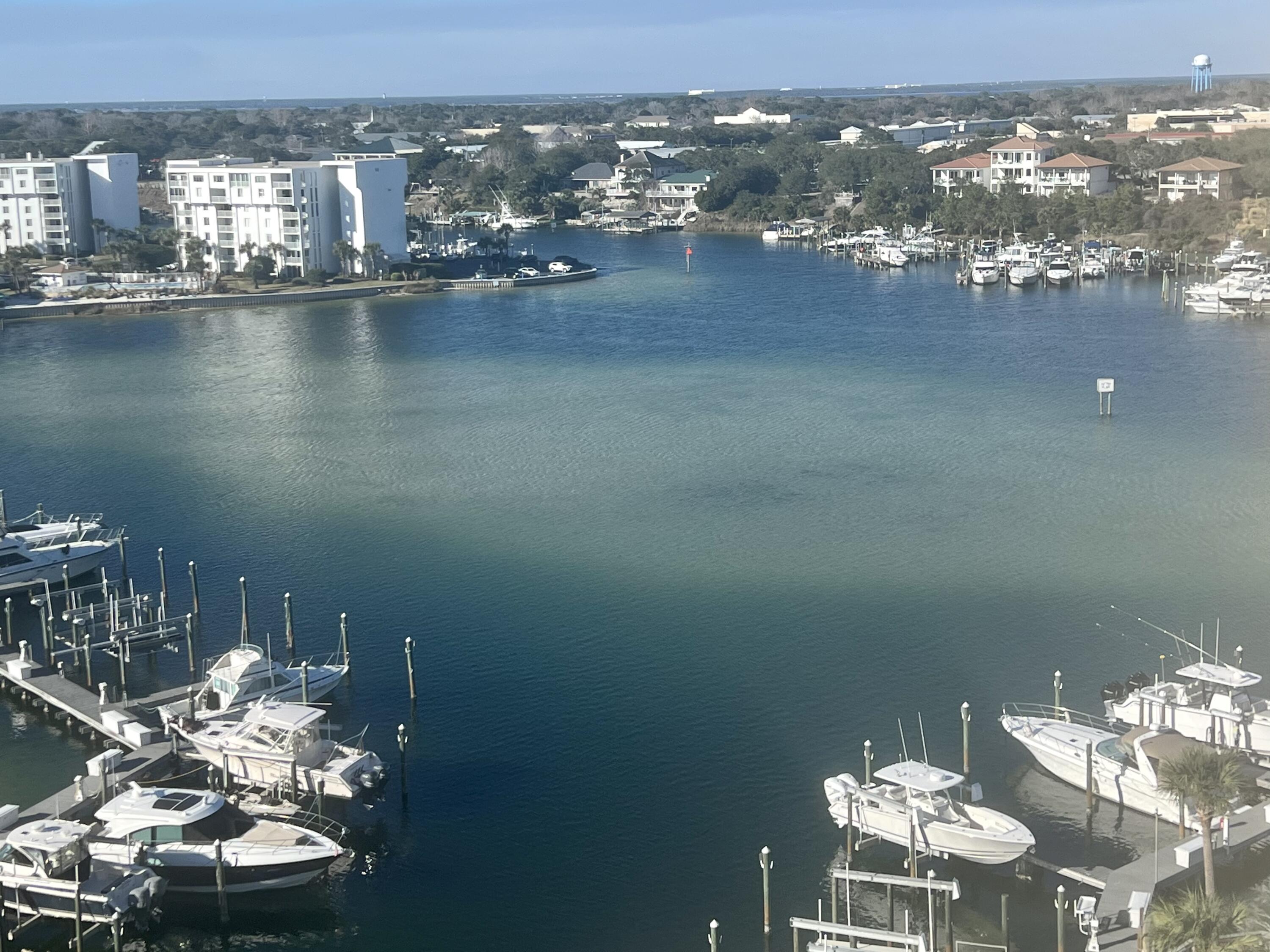 HARBOR LANDING - Residential