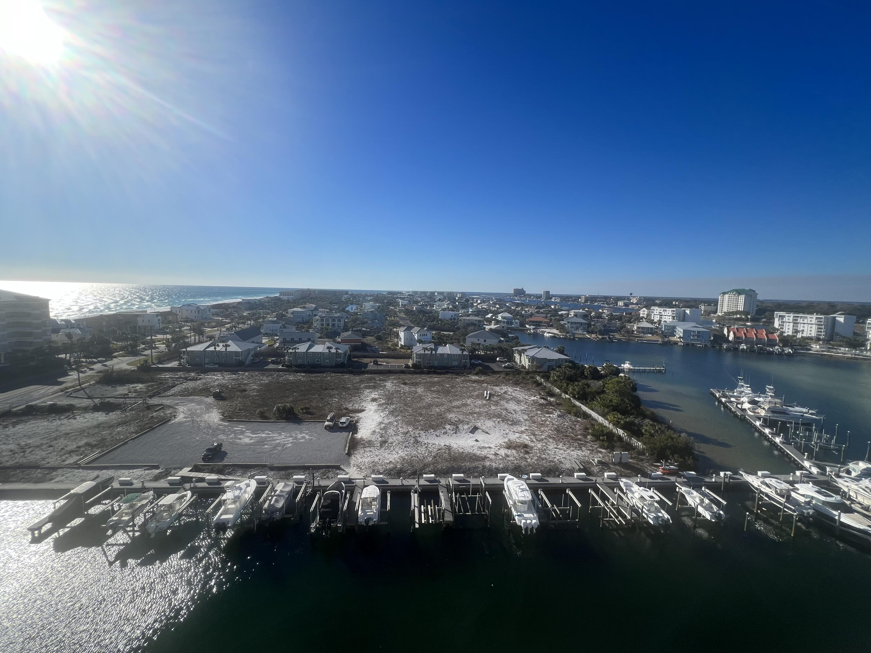 HARBOR LANDING - Residential