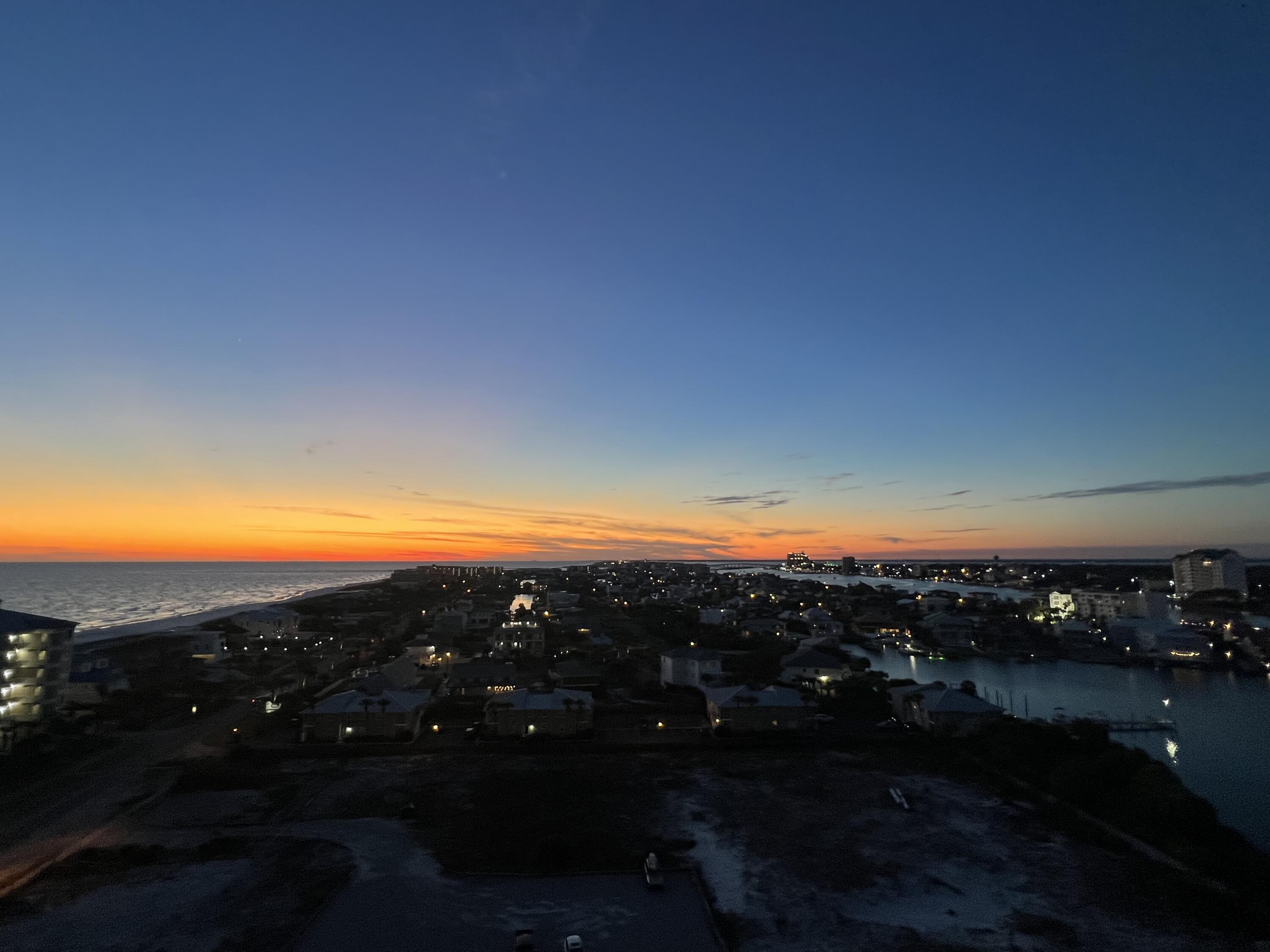 HARBOR LANDING - Residential