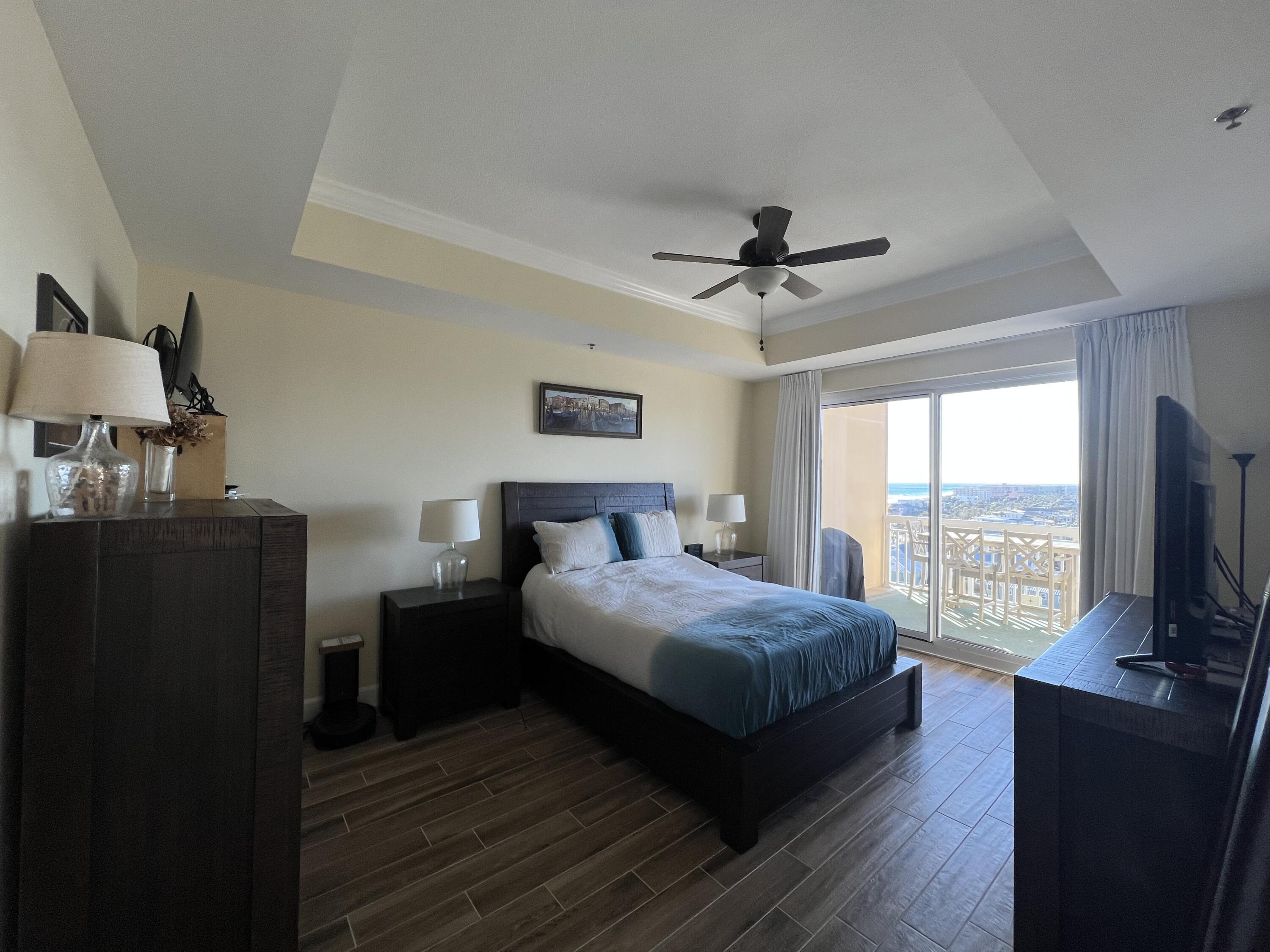 HARBOR LANDING - Residential