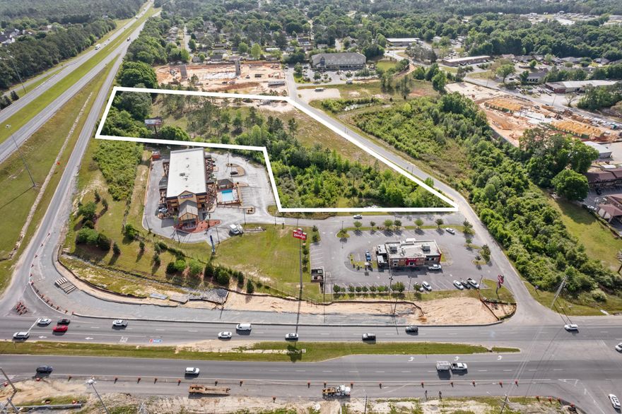 Now available for sale are 6 acre parcel located in the heart of development in Crestview, FL. . This property is surrounded by the new phase of The Waters apartments, Crestview Commons, Lowe's, Walmart, Chik-fil-A, Aldi, and countless other retail and community serving businesses. With quick access to Highway 85 and Interstate 10, the high-intensity commercial zoning allows for the broadest range of development potential in the city of Crestview. AADT is 50,000 Hwy 85 and 30,000 on I-10. Seller's are currently in the process of working connecting Southcrest Drive to John King Rd.Pricing is on a per acre basis.