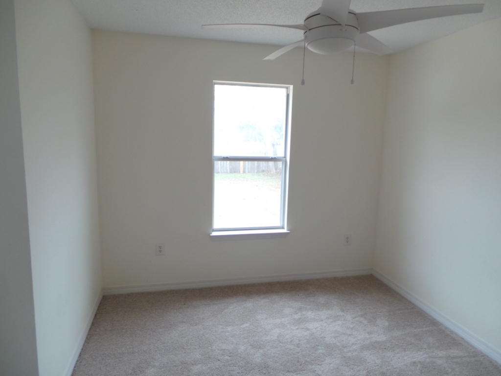 FOX DEN VILLAGES - Residential