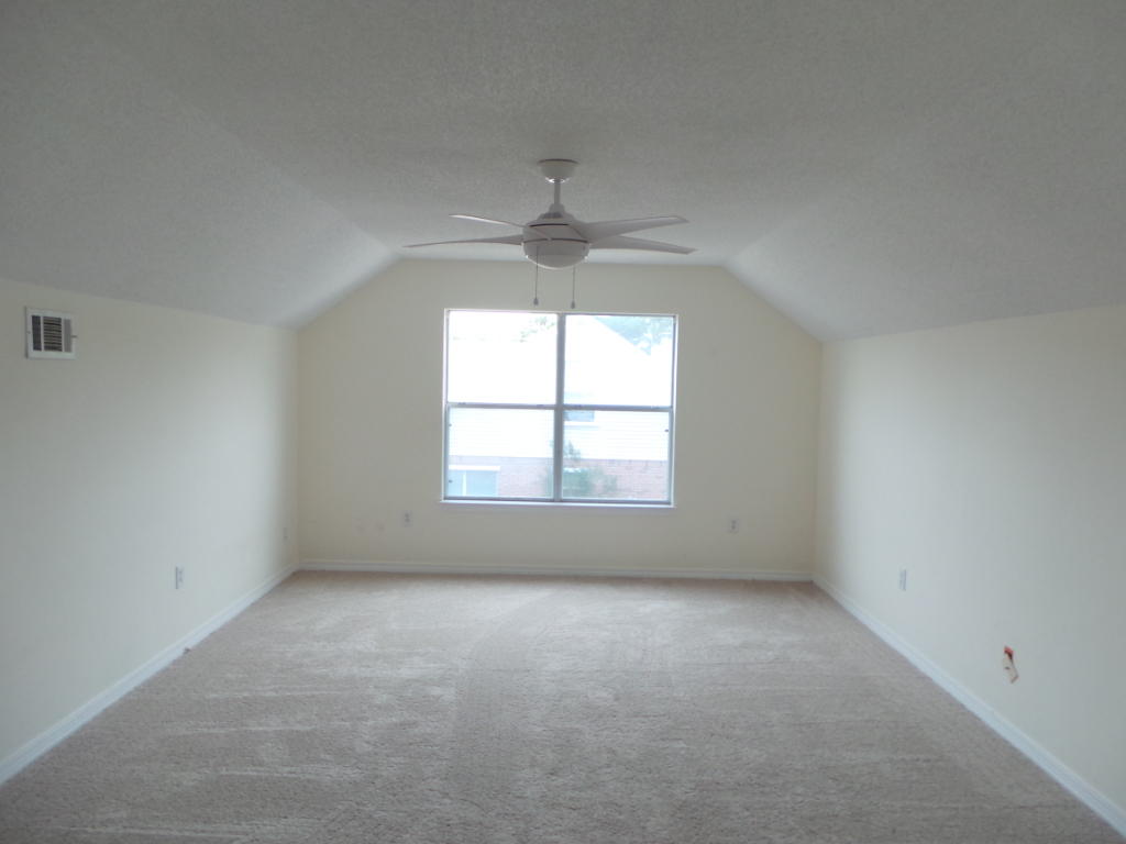 FOX DEN VILLAGES - Residential