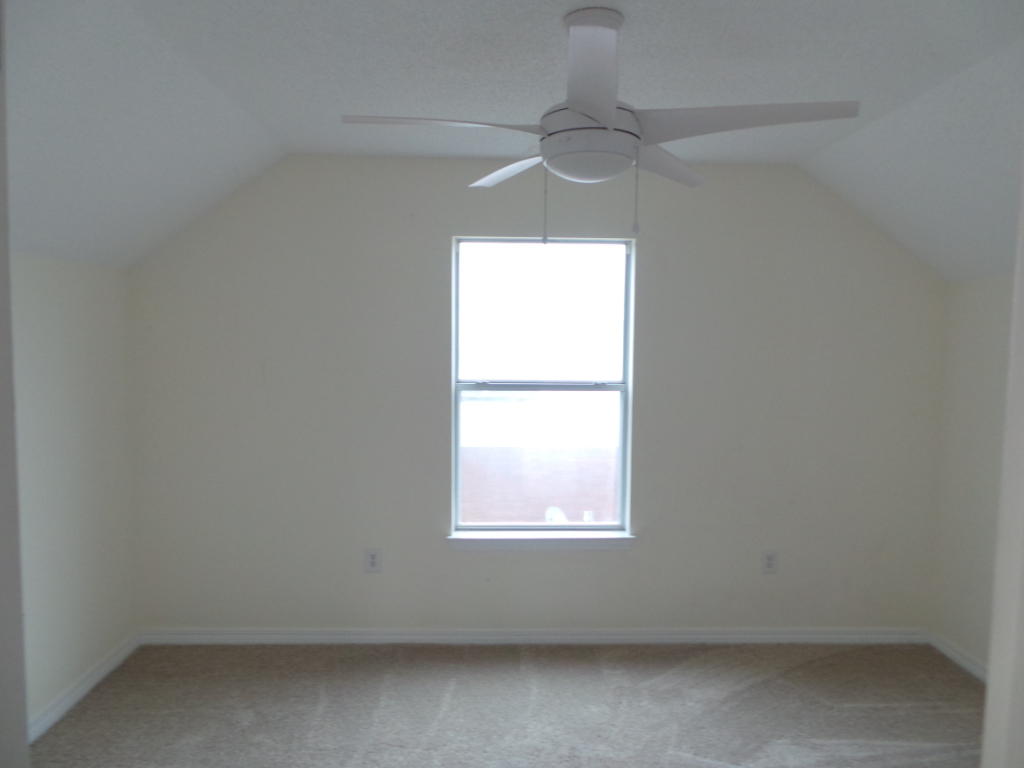 FOX DEN VILLAGES - Residential