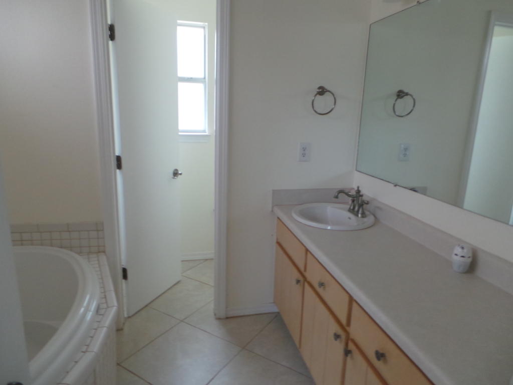 FOX DEN VILLAGES - Residential