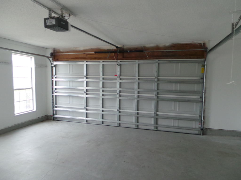 FOX DEN VILLAGES - Residential