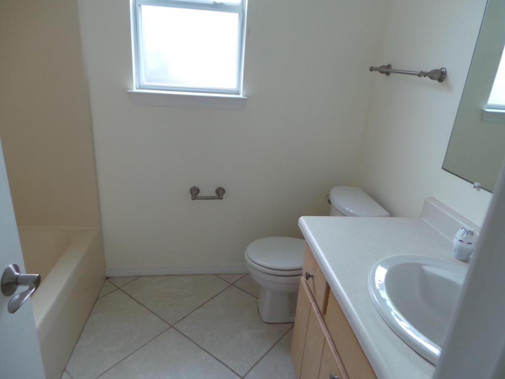 FOX DEN VILLAGES - Residential