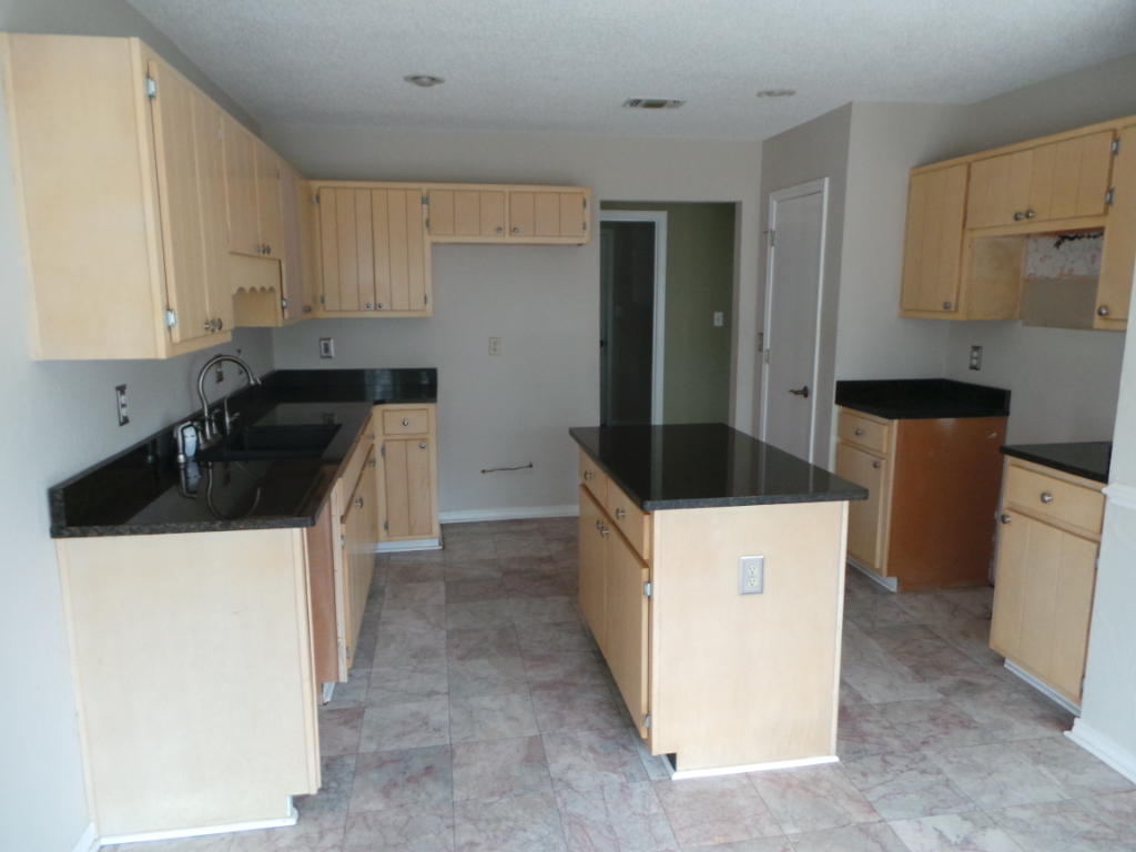 FOX DEN VILLAGES - Residential