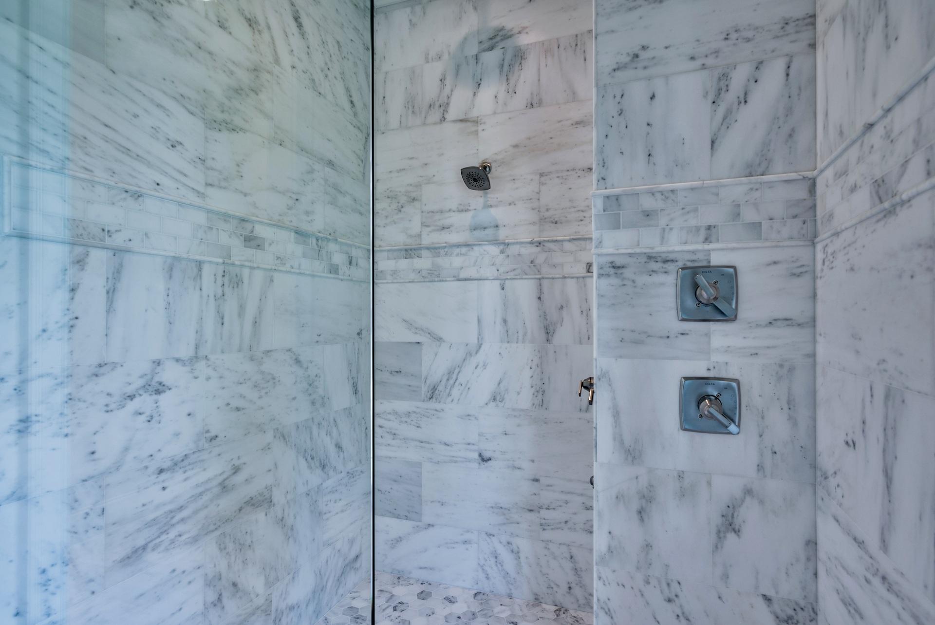 ISLAND ESTATES - Residential