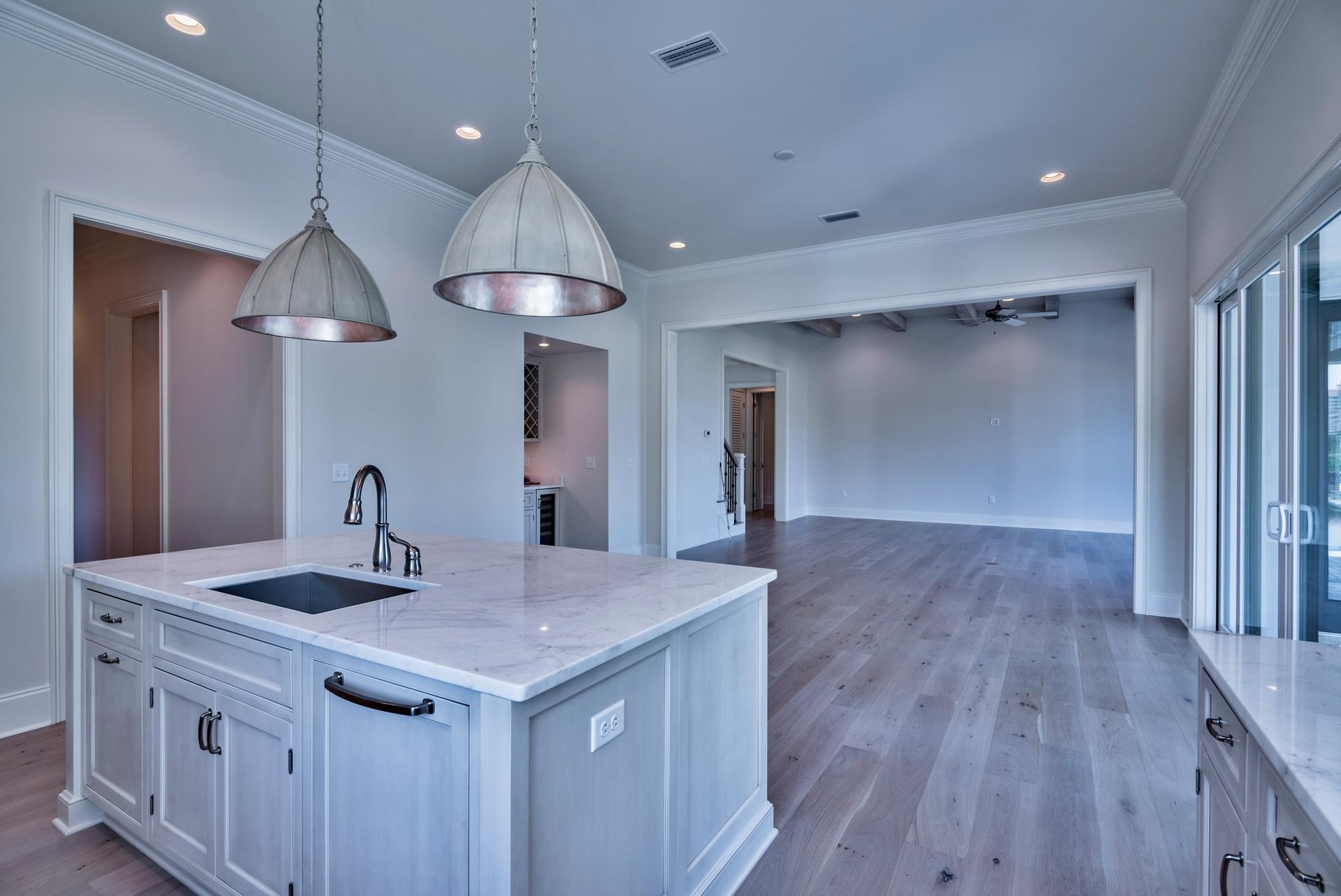 ISLAND ESTATES - Residential