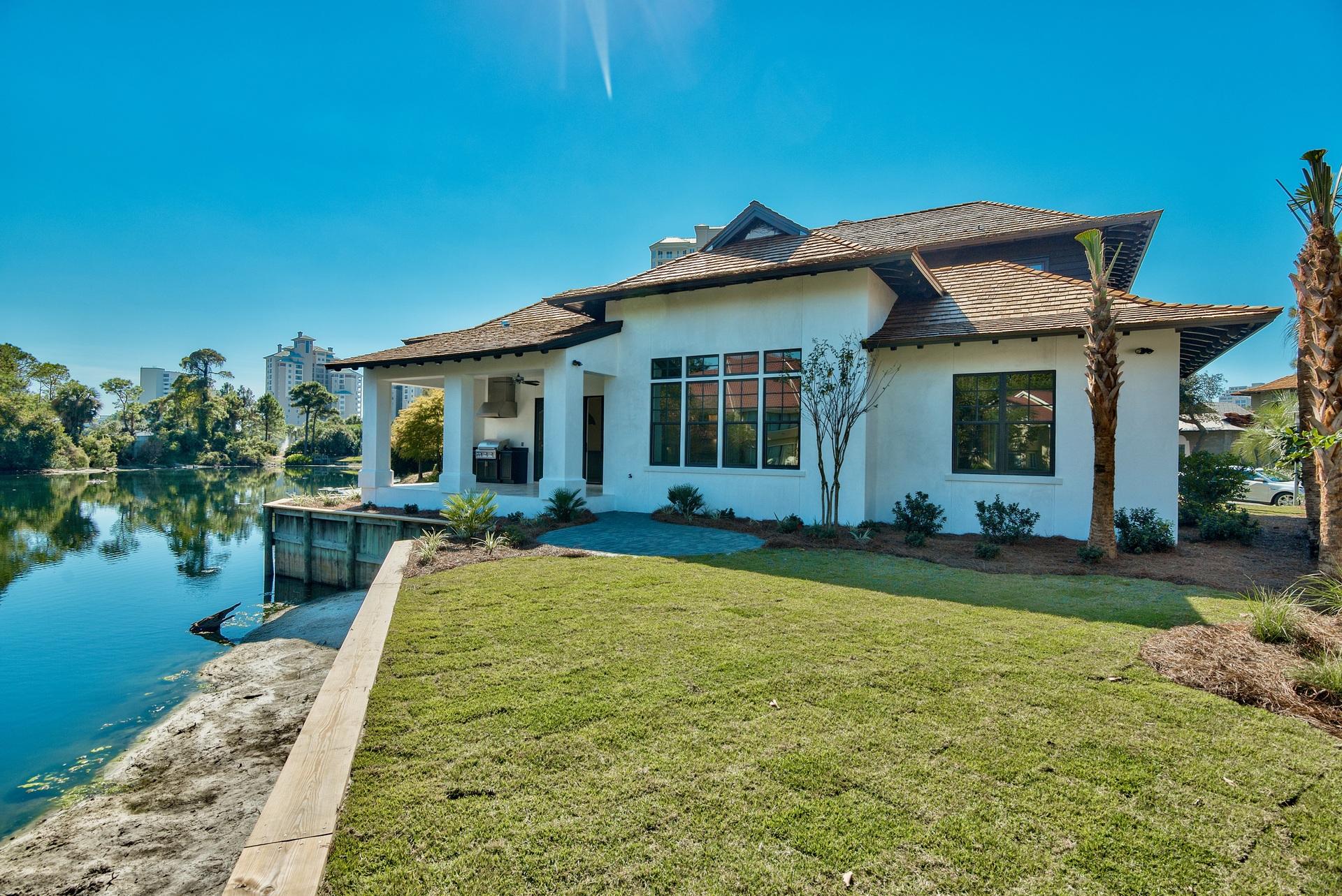 ISLAND ESTATES - Residential