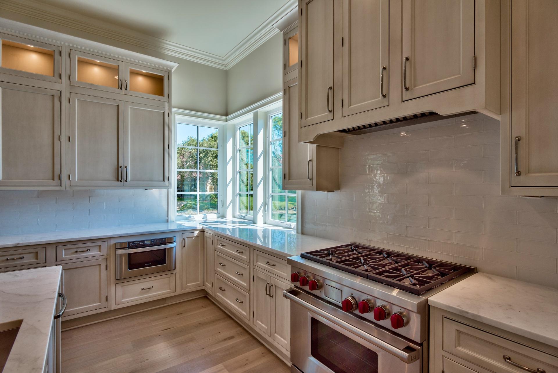 ISLAND ESTATES - Residential