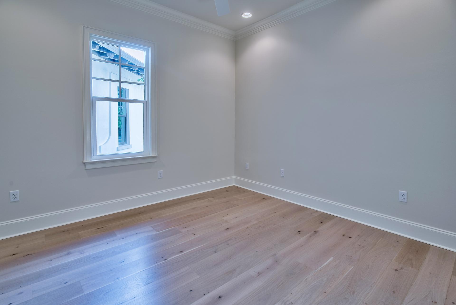 ISLAND ESTATES - Residential