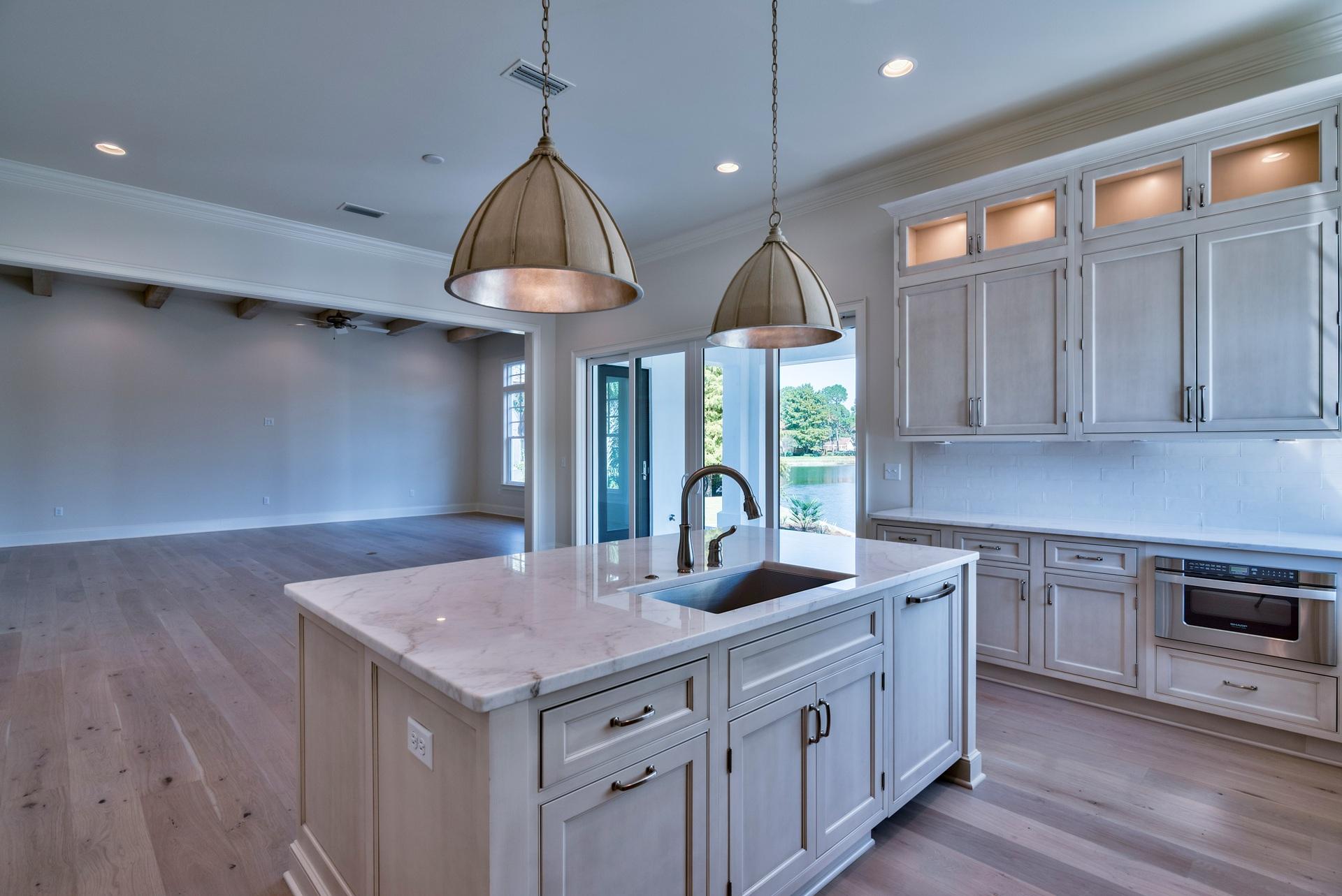 ISLAND ESTATES - Residential