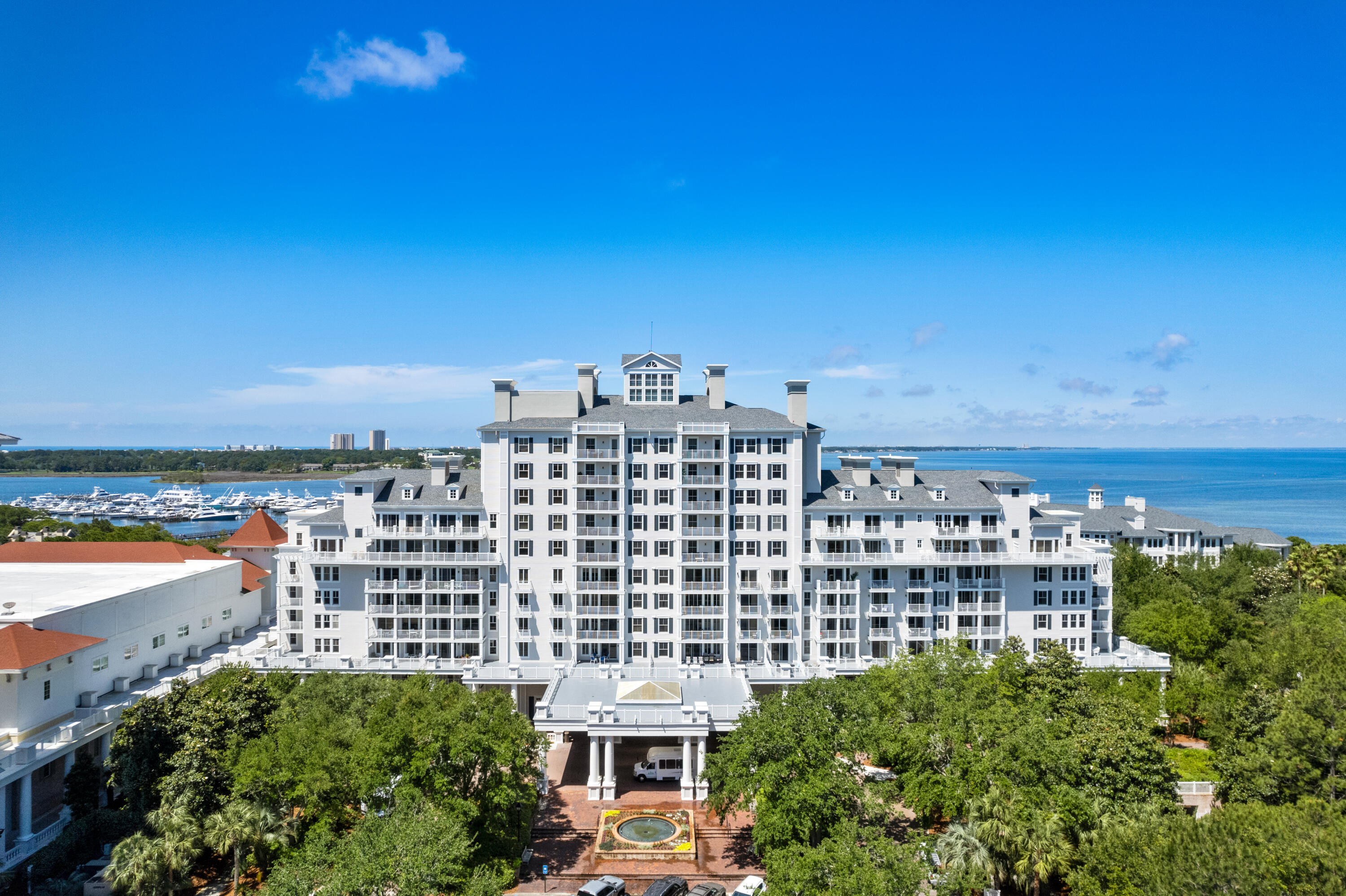 GRAND SANDESTIN - Residential