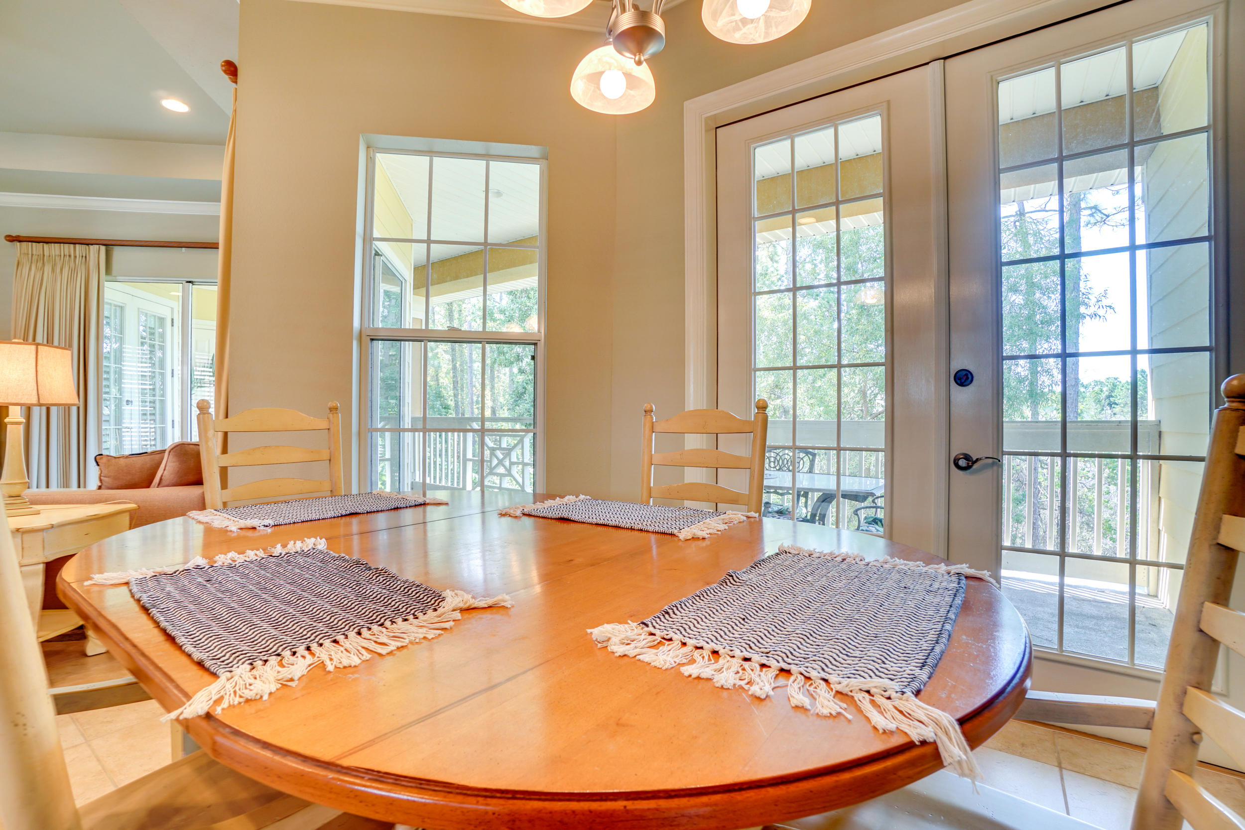 CRYSTAL COVE - Residential