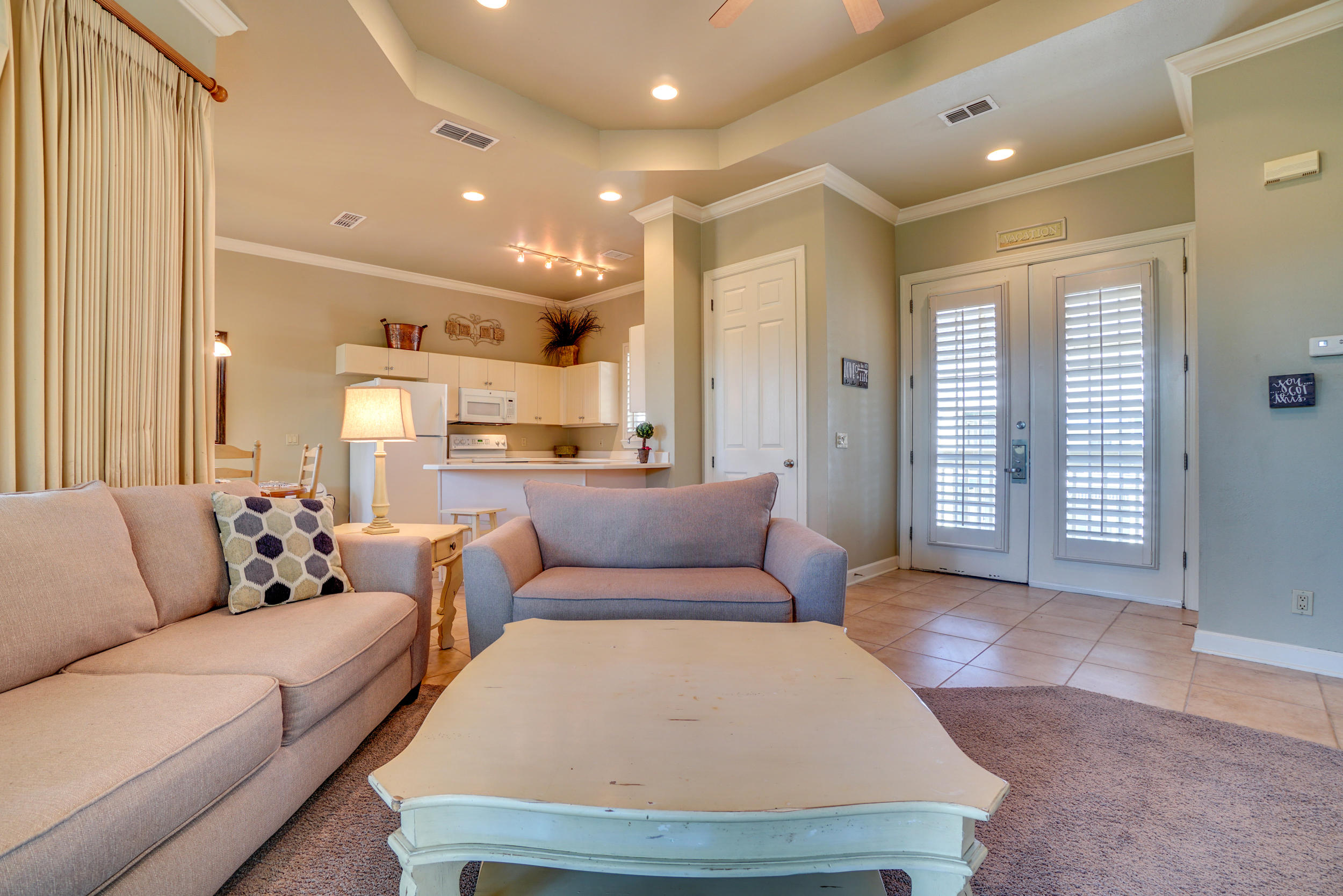 CRYSTAL COVE - Residential