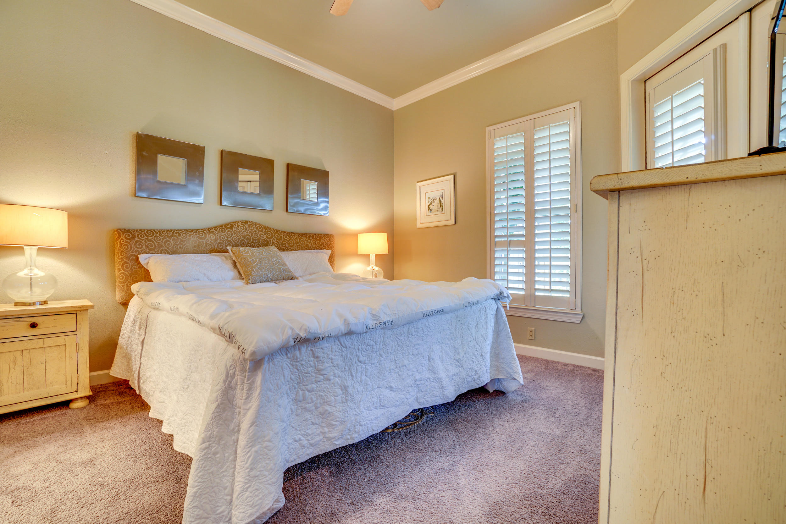 CRYSTAL COVE - Residential