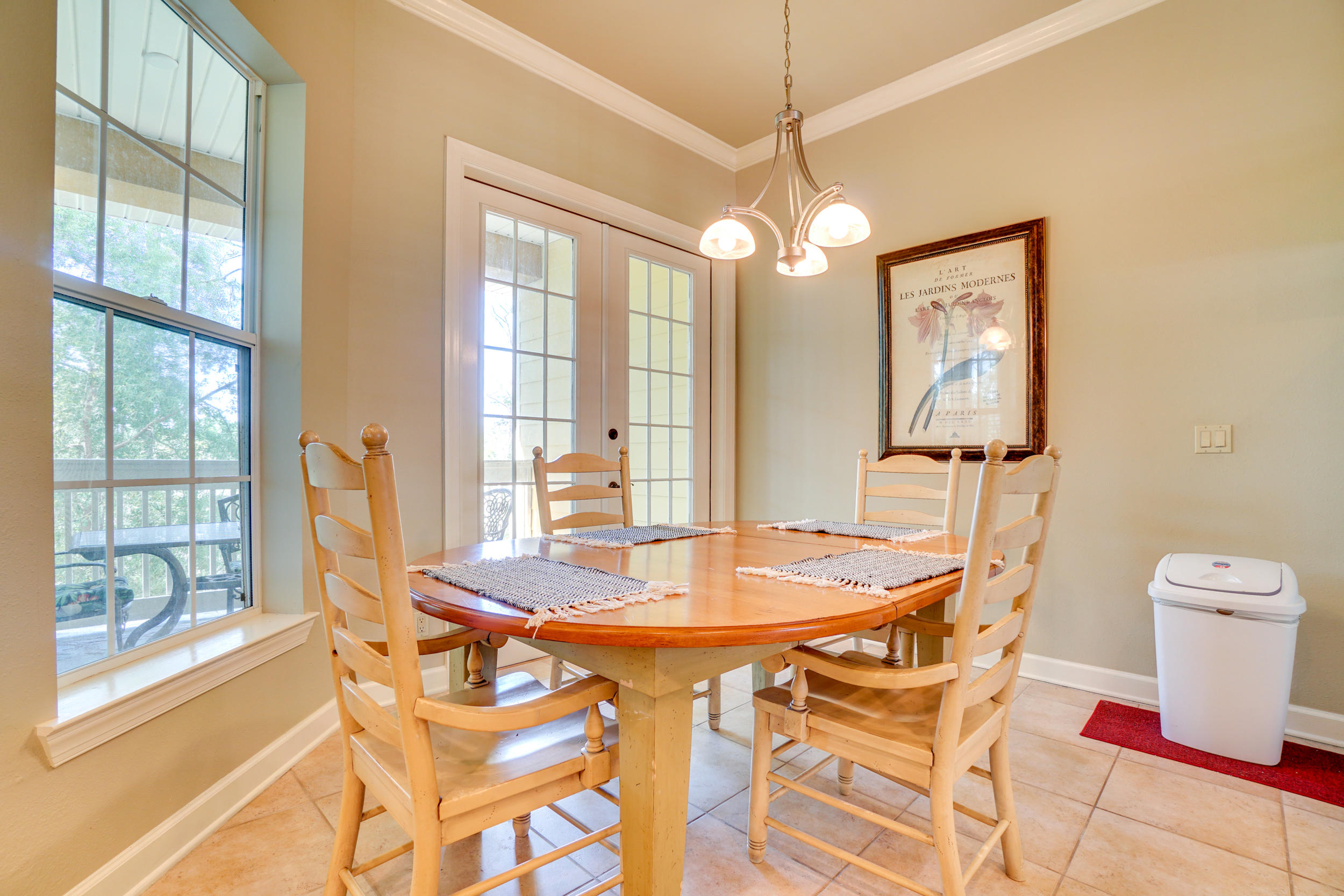 CRYSTAL COVE - Residential