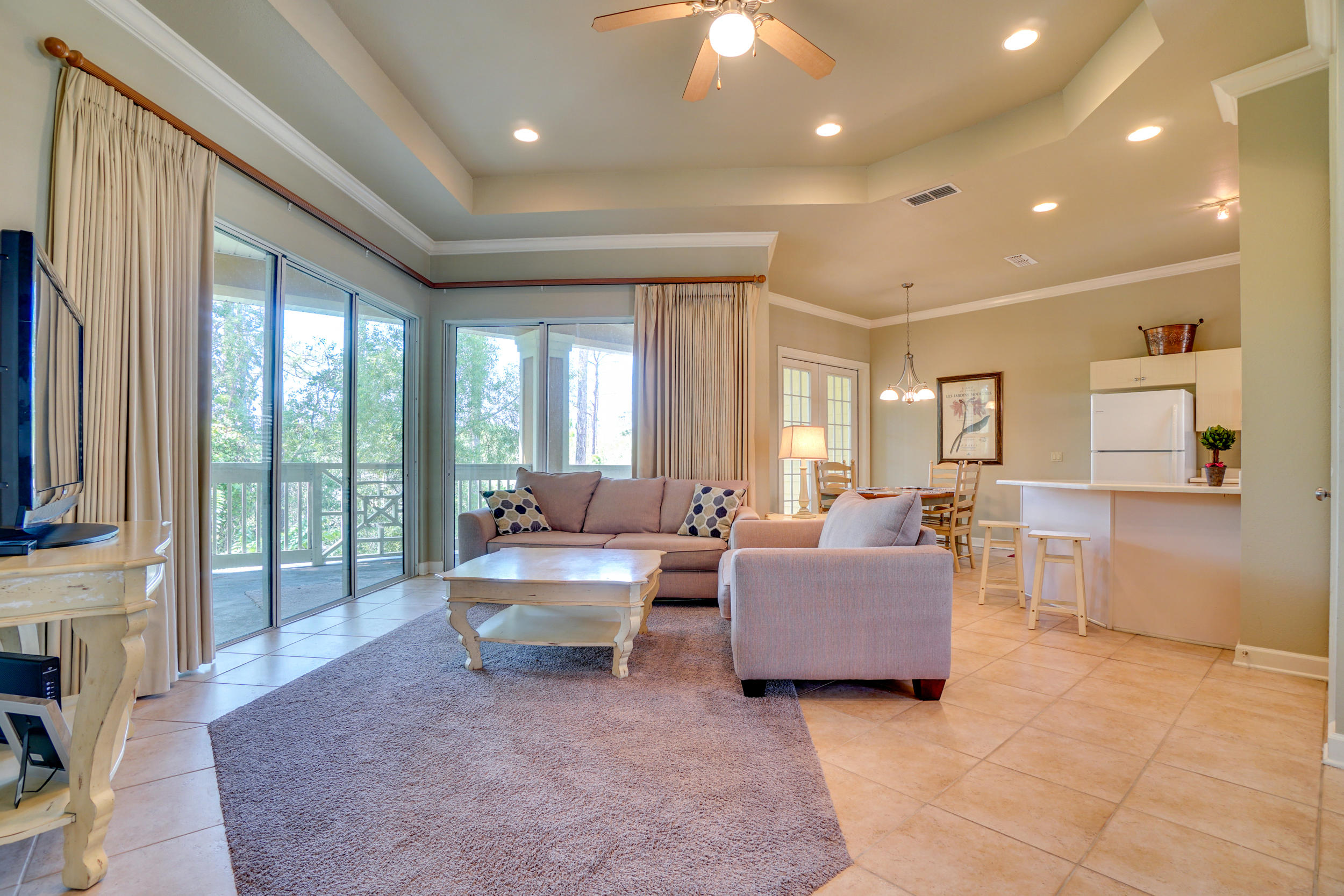 CRYSTAL COVE - Residential