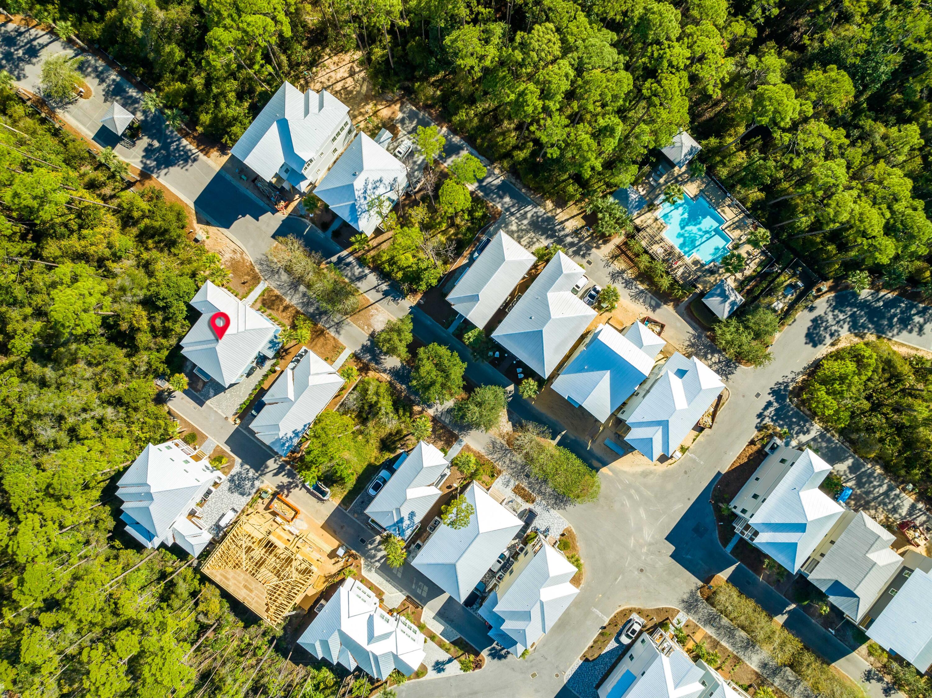 TREETOP VILLAGE - Residential