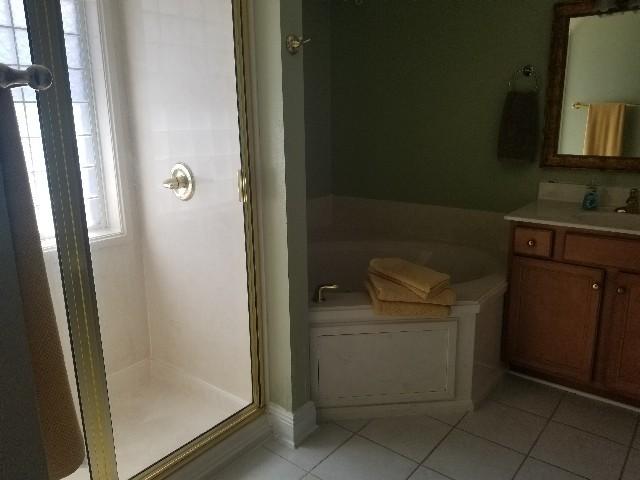 SPARKLING WATERS - Residential Lease