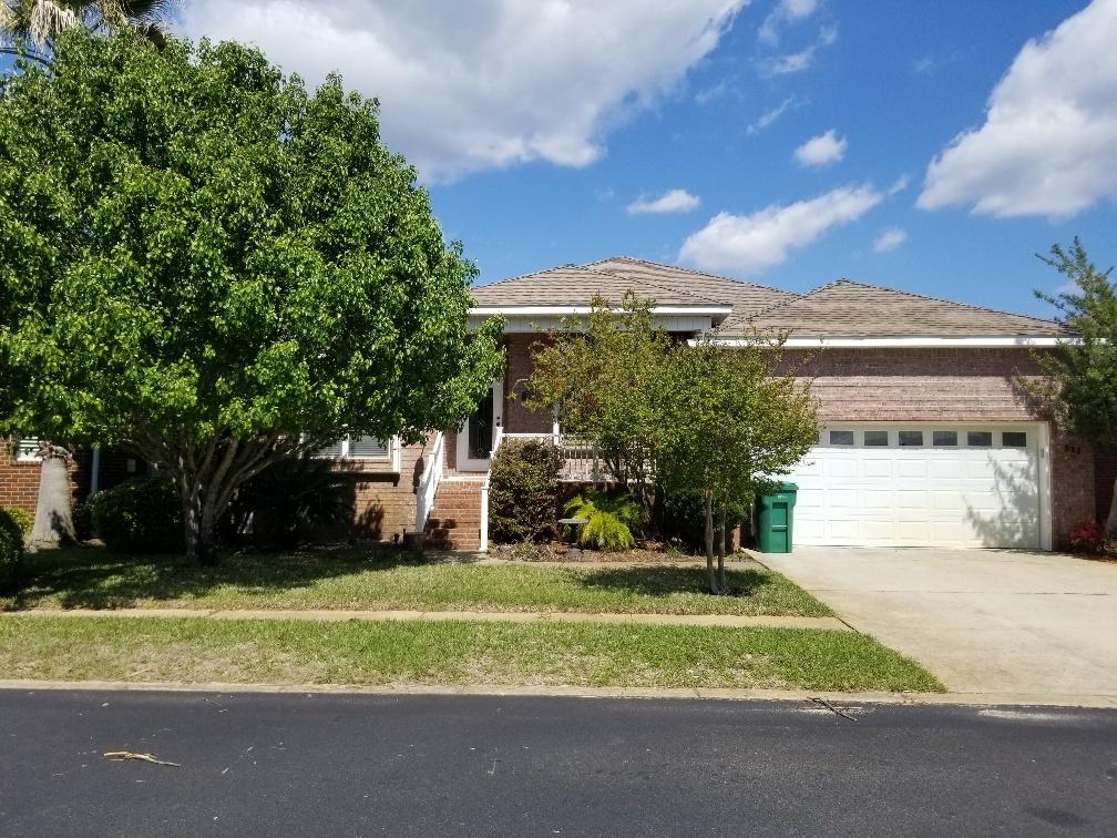 SPARKLING WATERS - Residential Lease