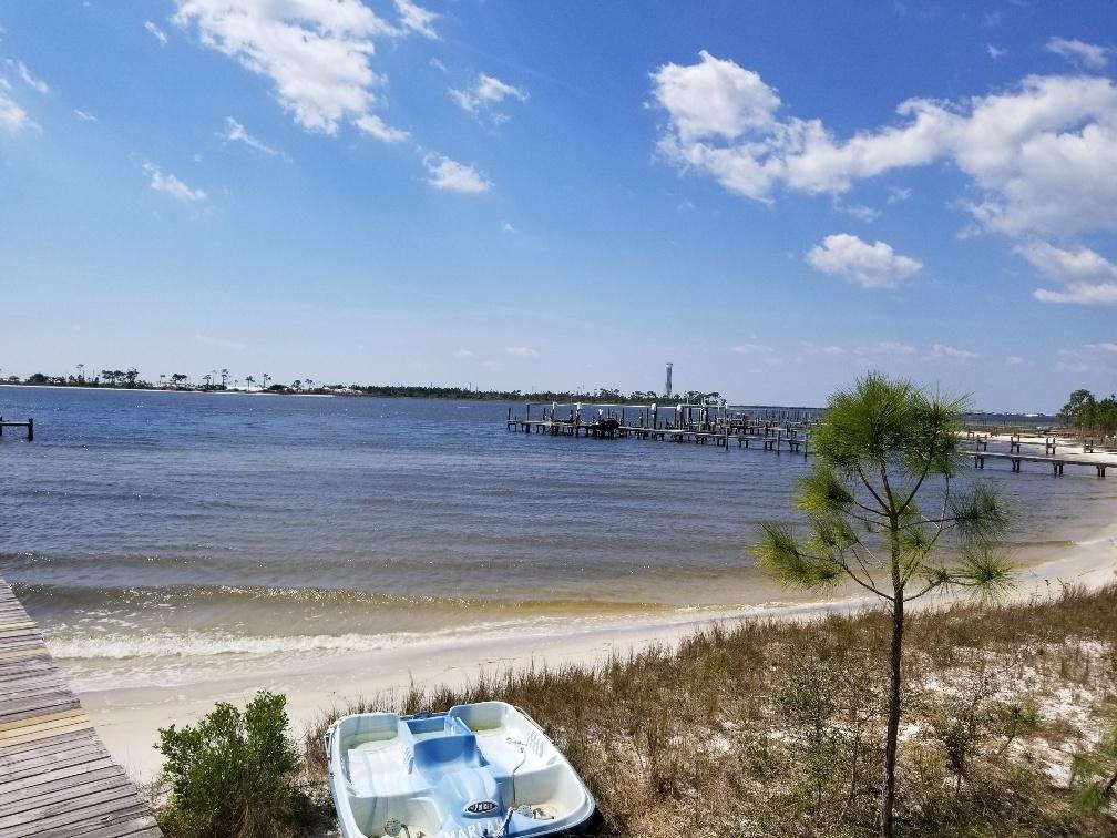 SPARKLING WATERS - Residential Lease