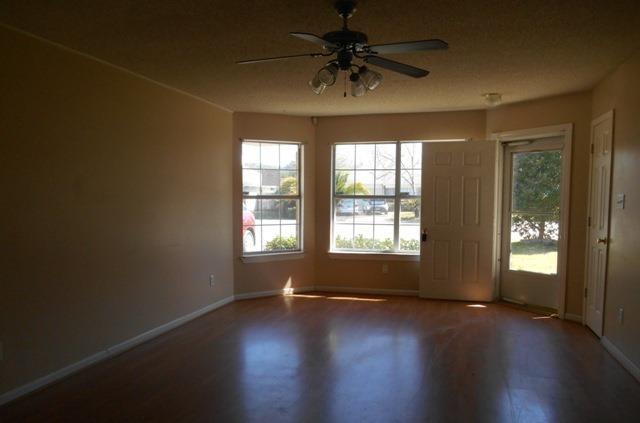 MILLS LANDING - Residential