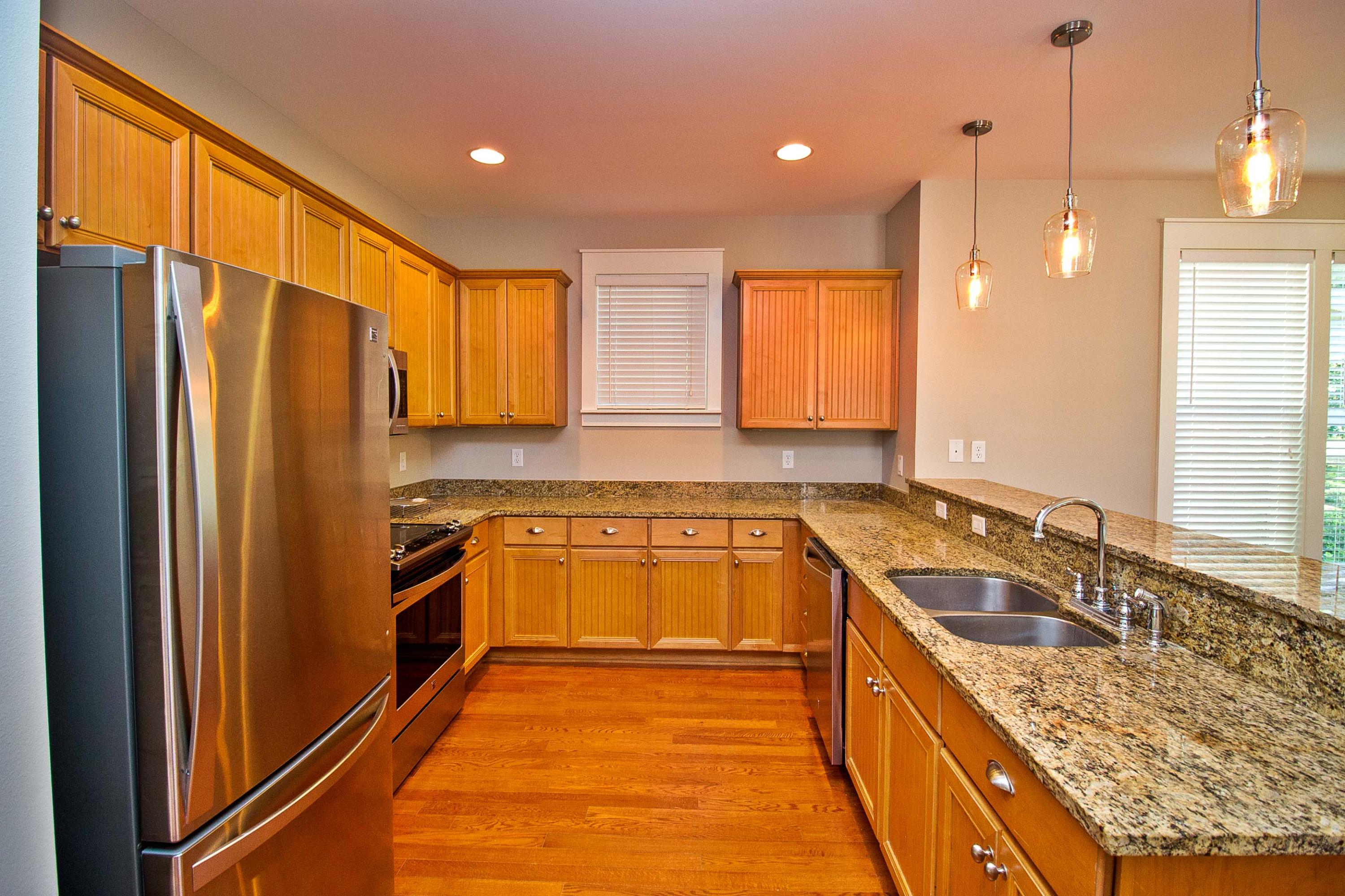 LAUREL GROVE - Residential