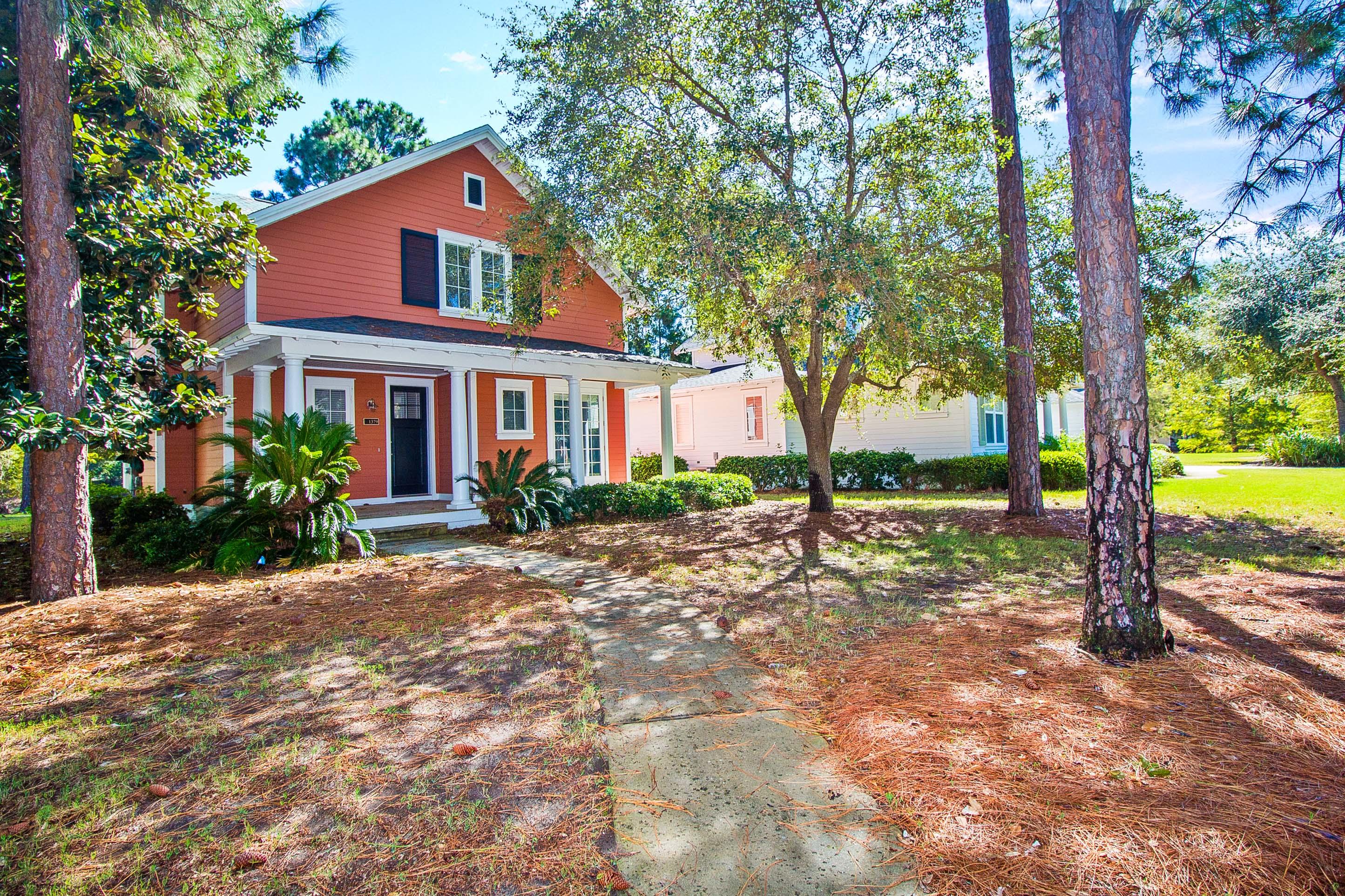 LAUREL GROVE - Residential