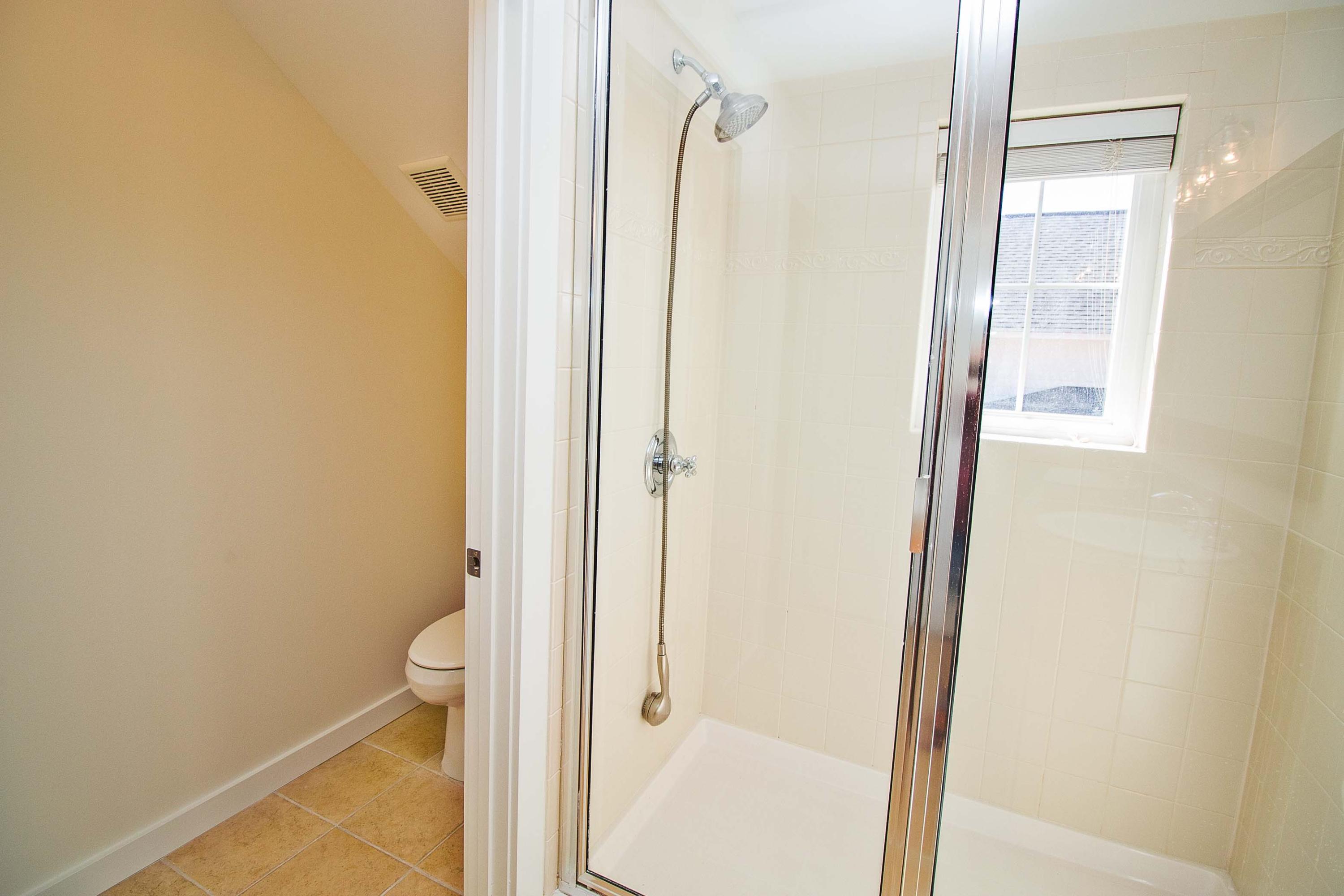 LAUREL GROVE - Residential