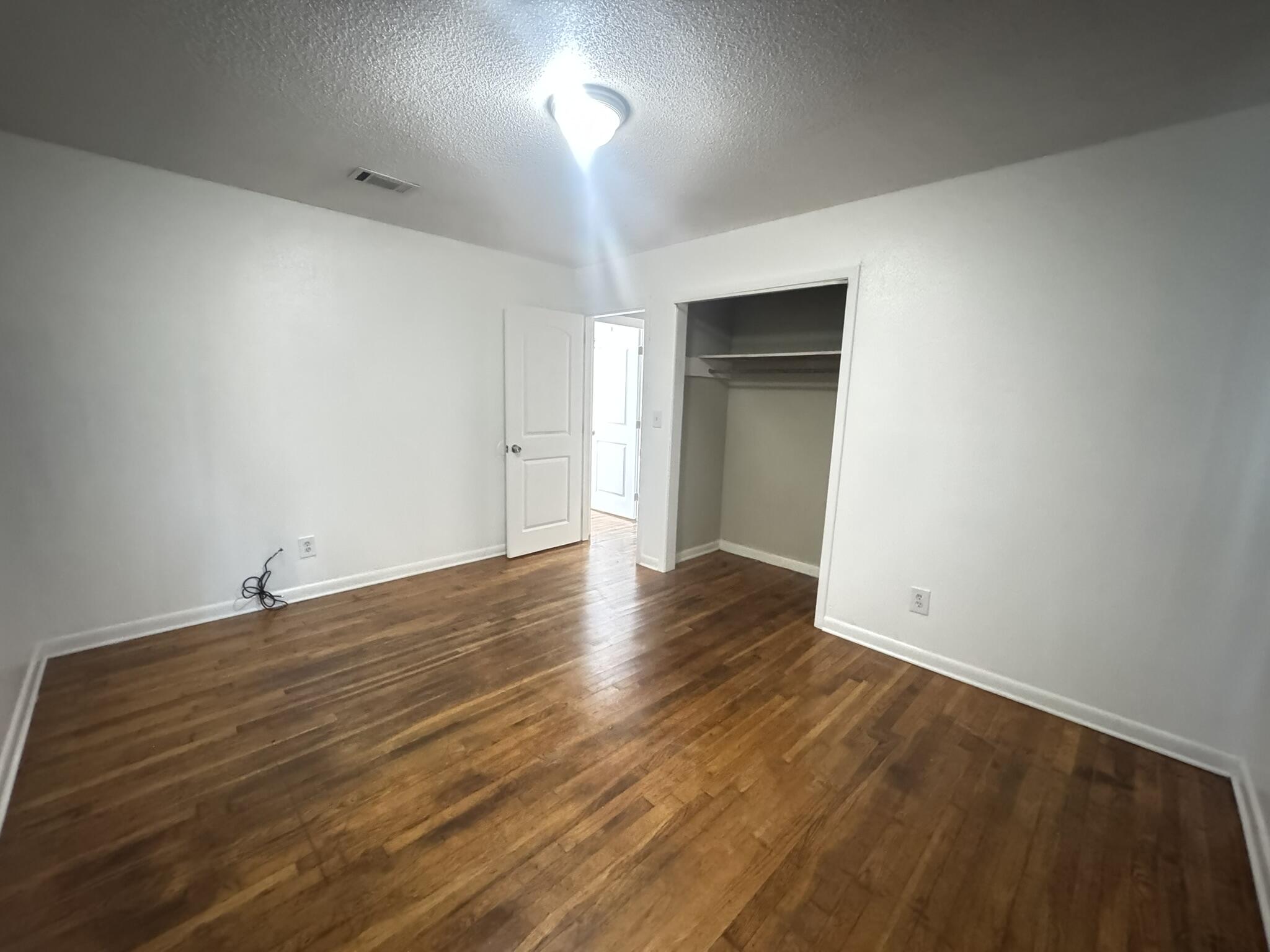SHADY TERRACE - Residential