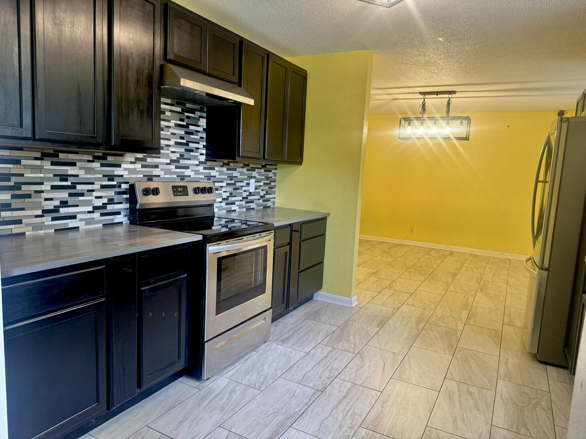 SHADY TERRACE - Residential