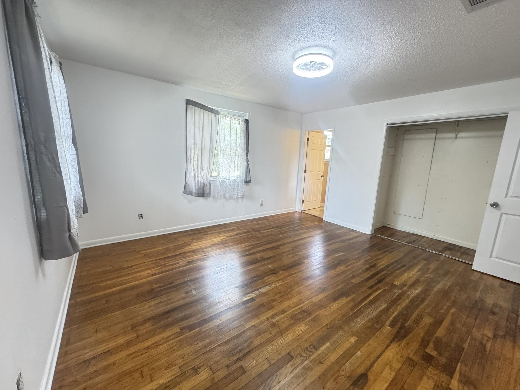 SHADY TERRACE - Residential