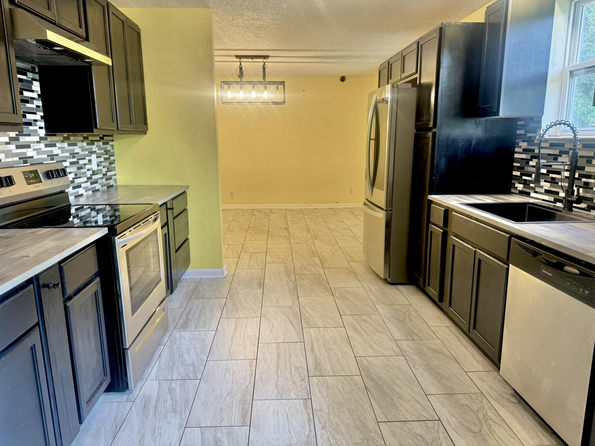 SHADY TERRACE - Residential