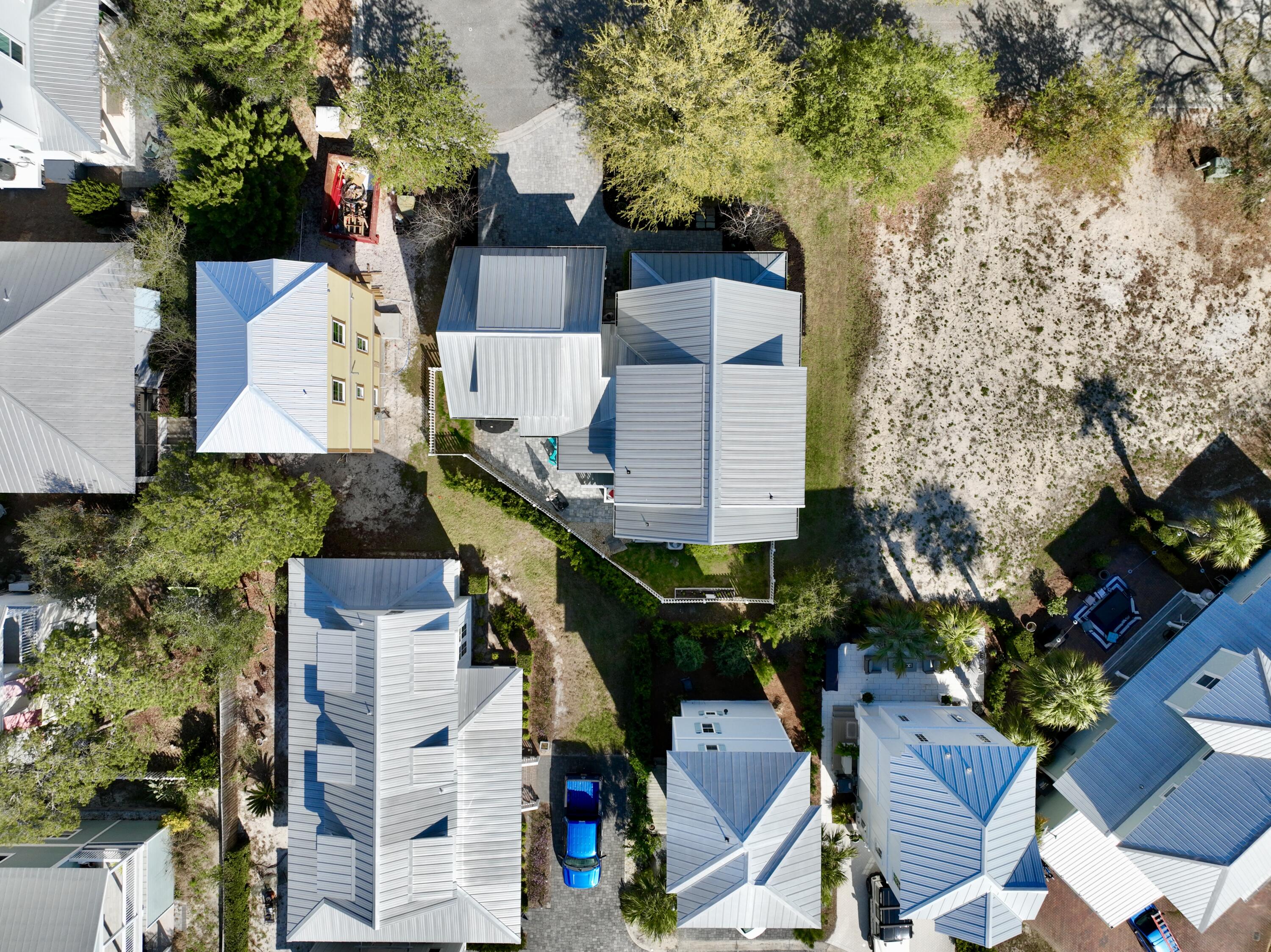 VILLAGE AT BLUE MOUNTAIN BEACH - Residential