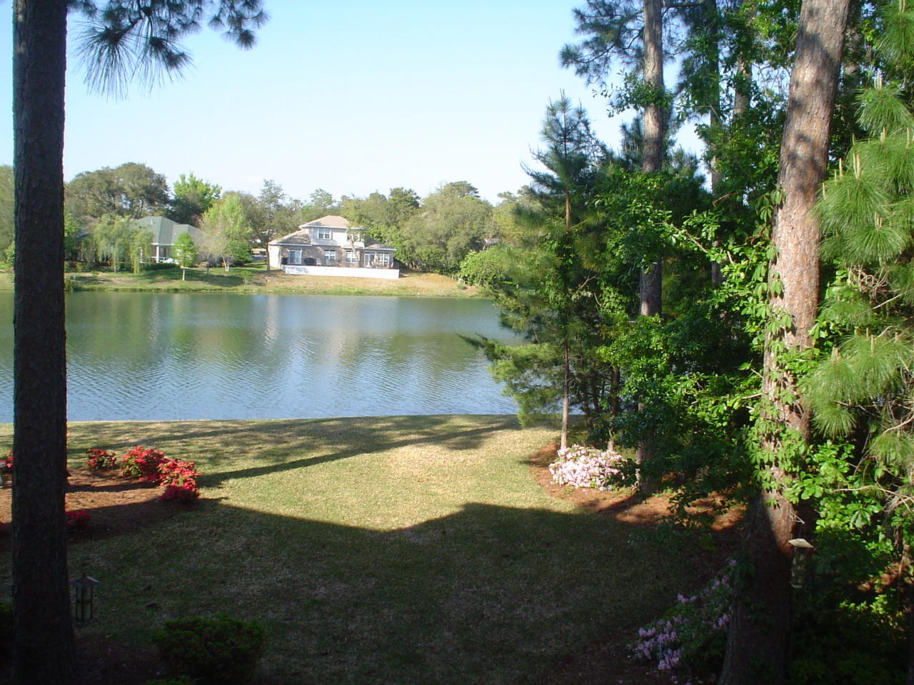 Lakeside Condo at Bluewater Bay - Residential Lease